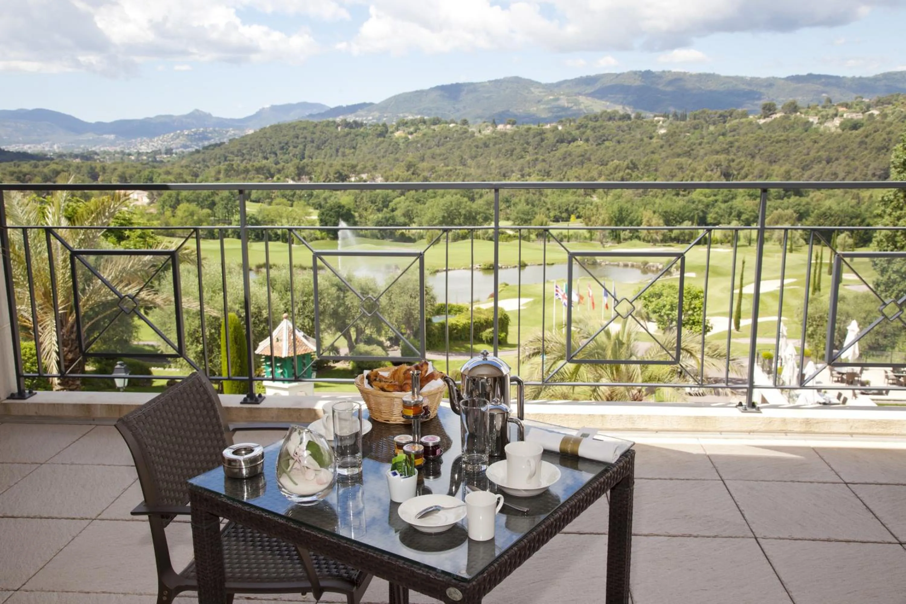 Top Floor Prestige Suite  in Royal Mougins Golf, Hotel & Spa de Luxe
