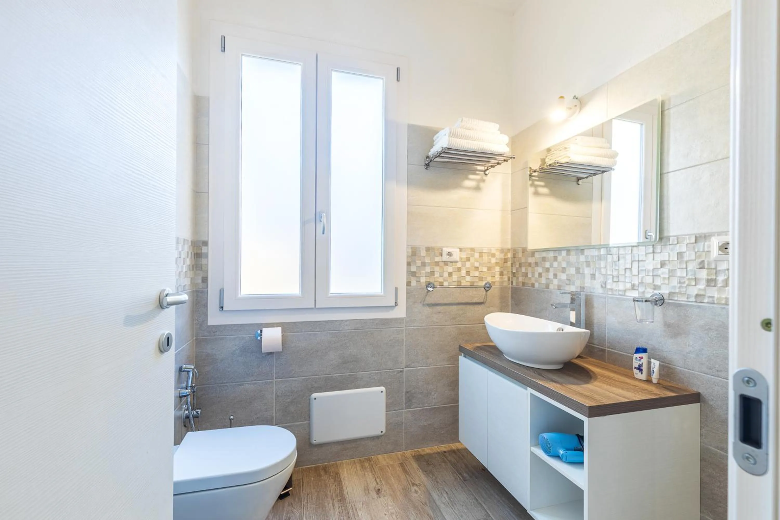 Bathroom in Acquazzurra Affittacamere