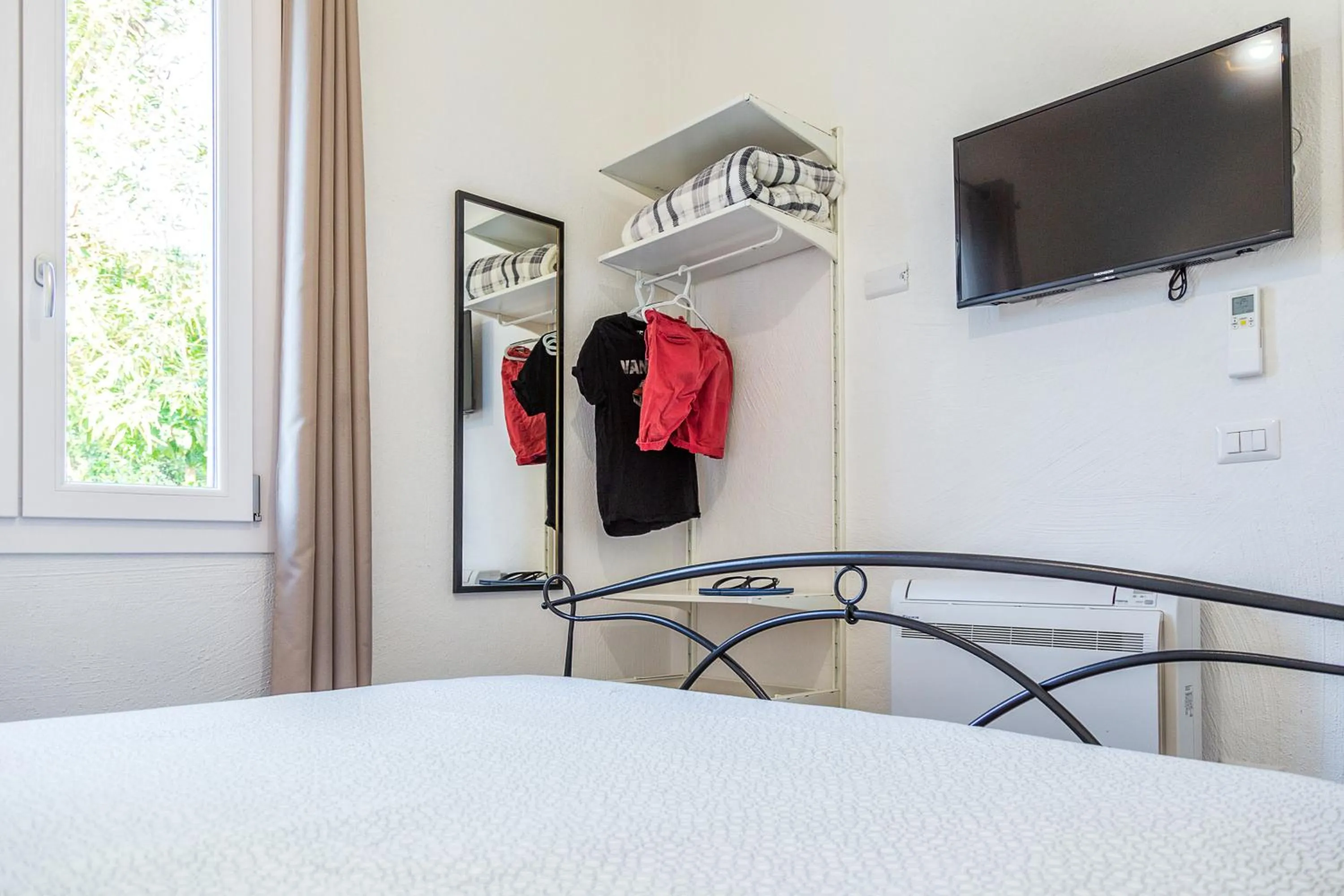 Bed in Acquazzurra Affittacamere