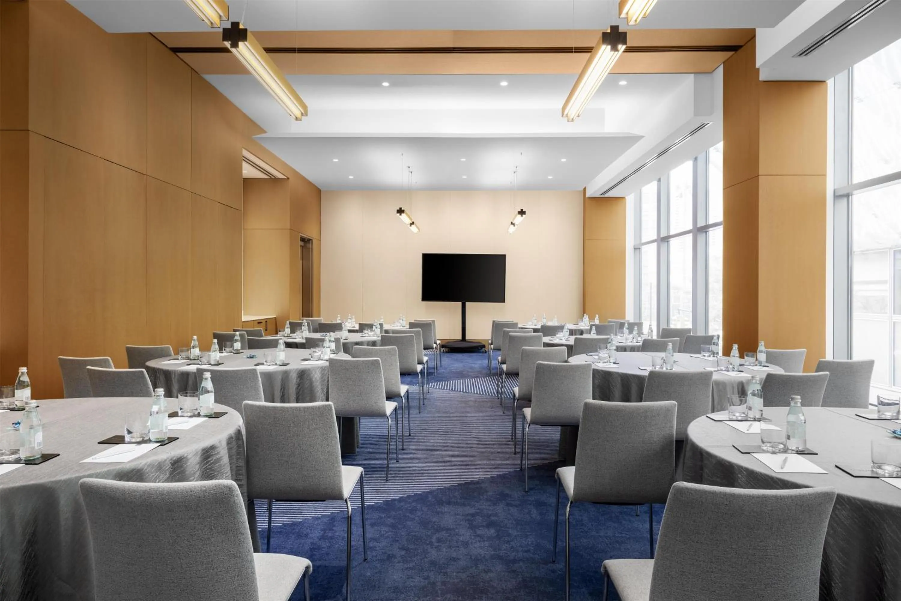 Meeting/conference room in Conrad New York Downtown