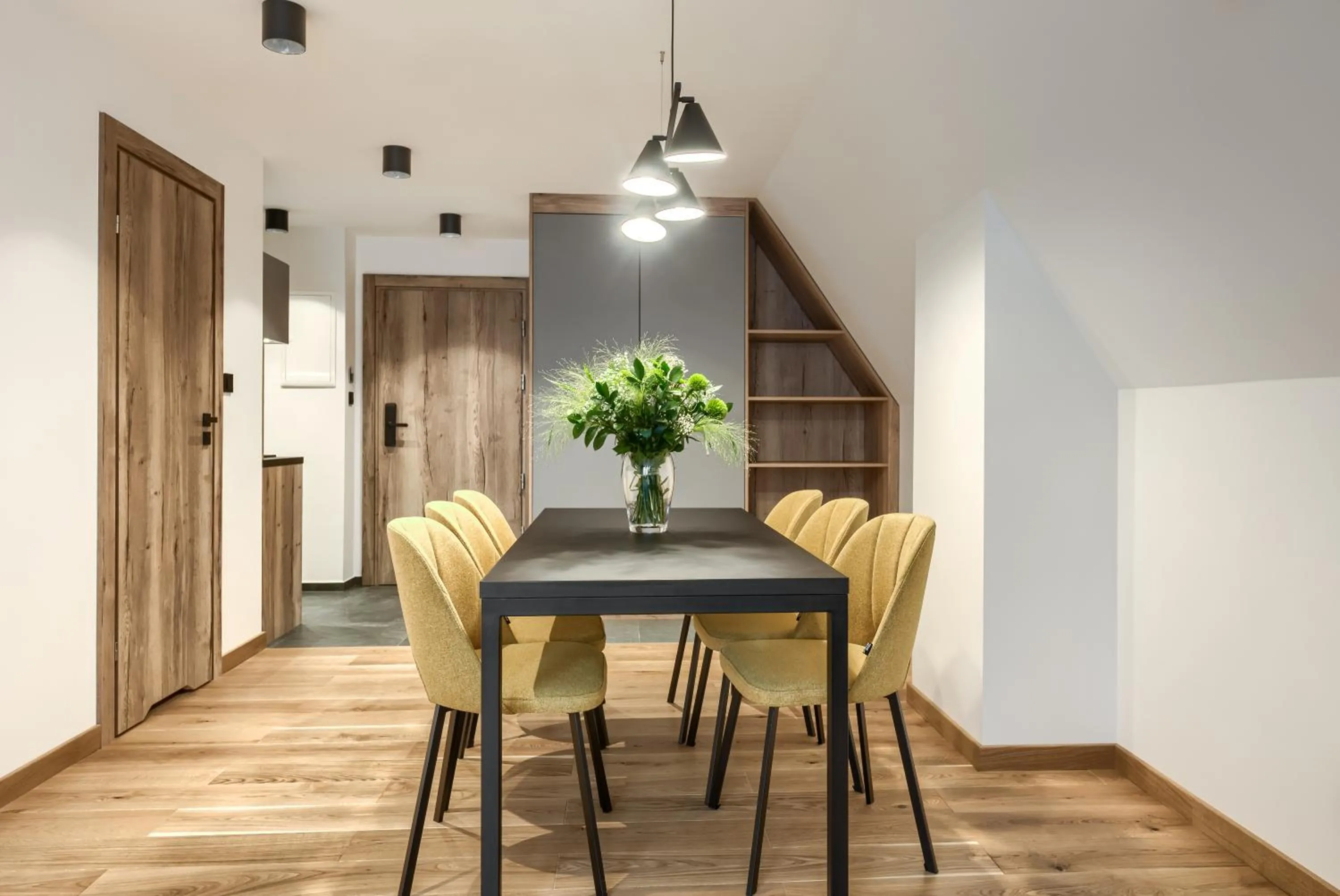 Suite with Balcony in Szlakami 5 Dolin - apartamenty obok Doliny Strążyskiej - sauna i parking GRATIS!