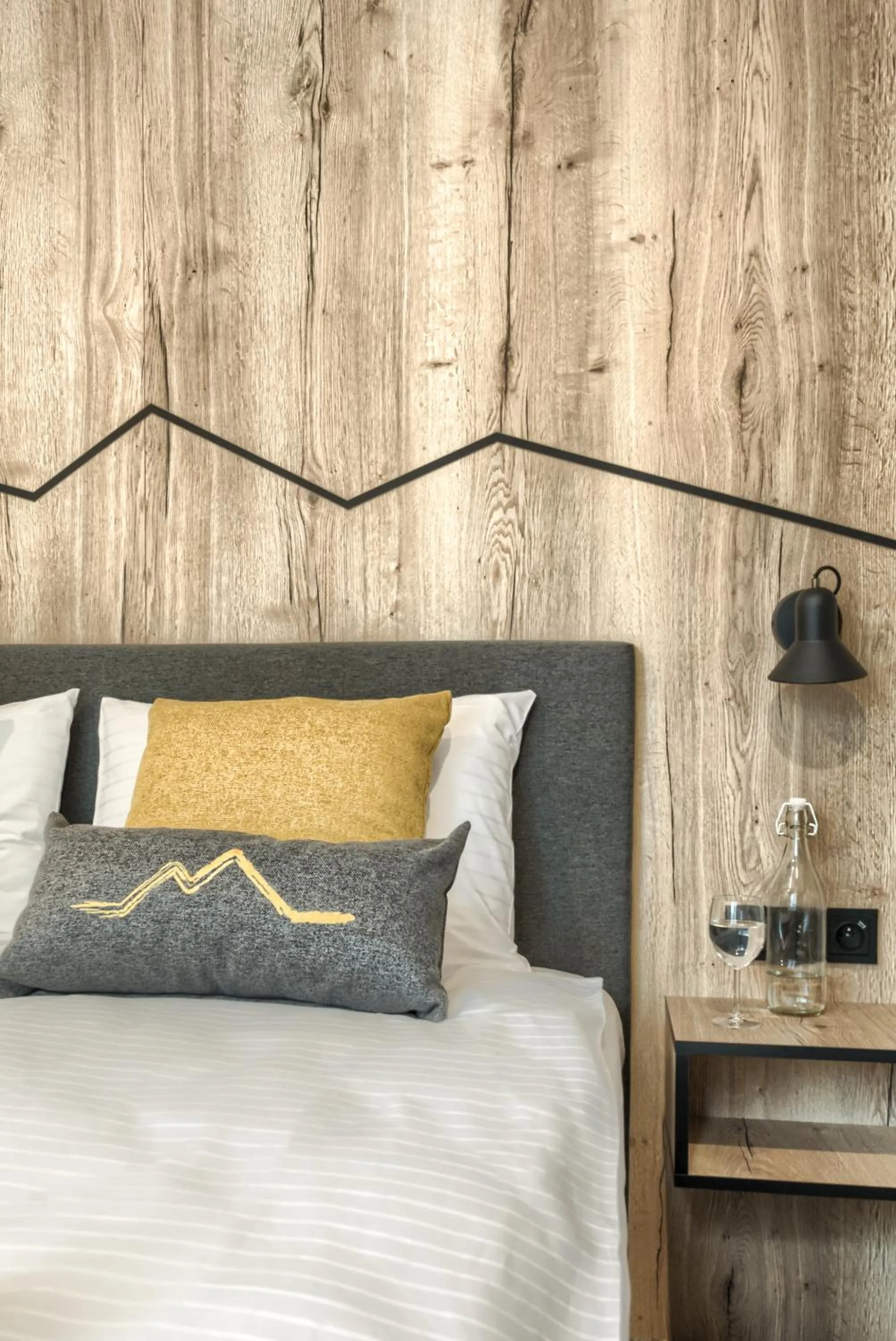 Junior Suite with Balcony in Szlakami 5 Dolin - apartamenty obok Doliny Strążyskiej - sauna i parking GRATIS!