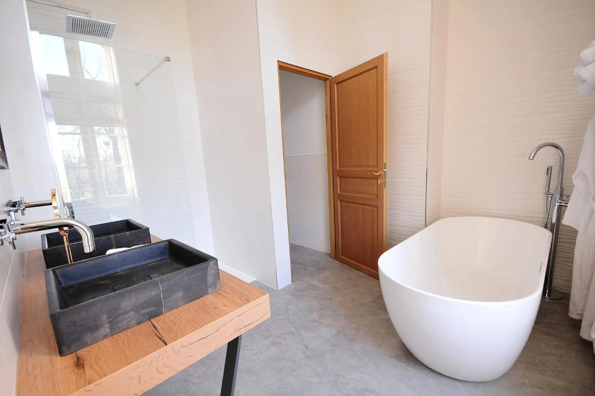 Bathroom in Château de la Bribourdière