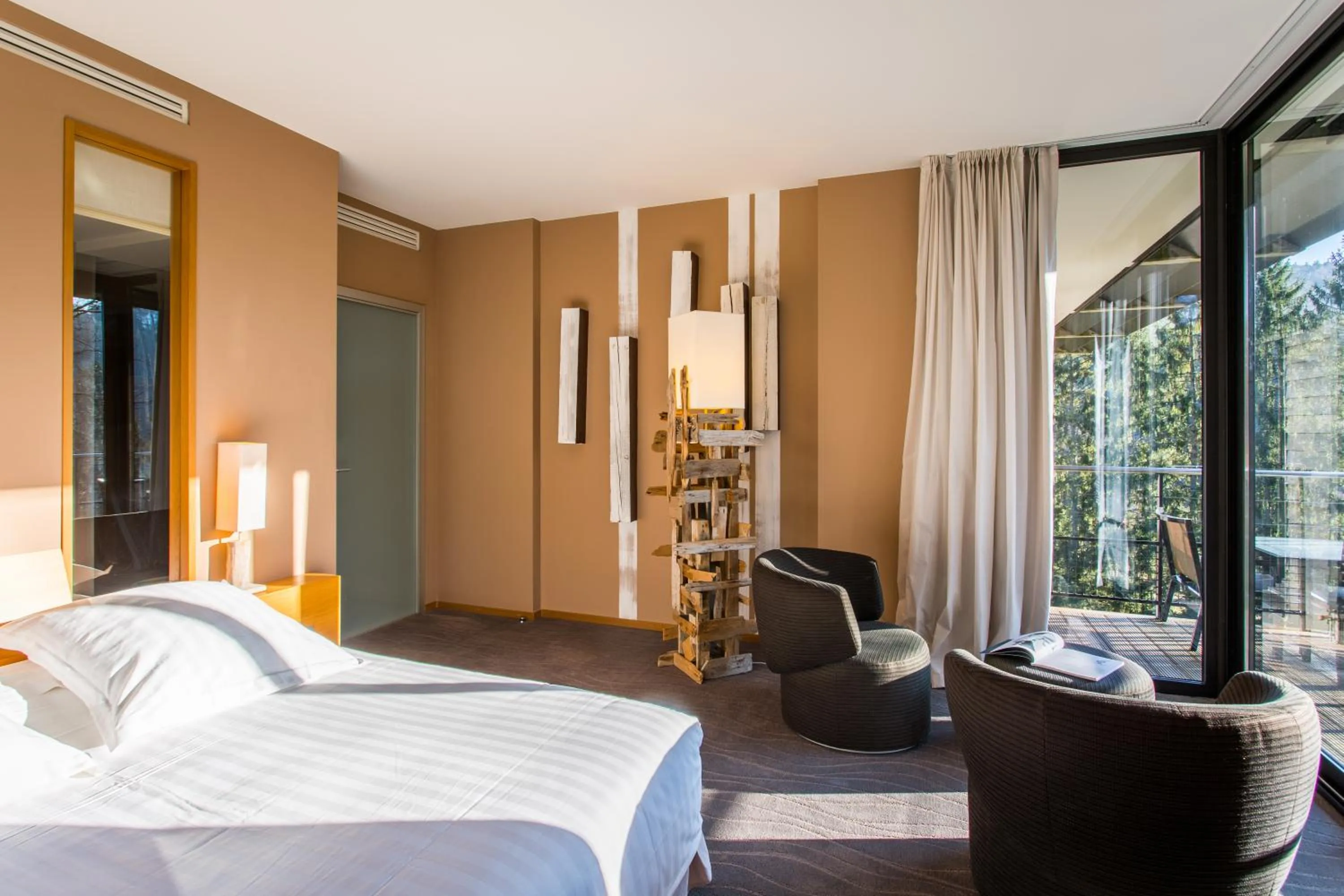 Bedroom, Bed in Restaurant Hôtel L'Arnsbourg