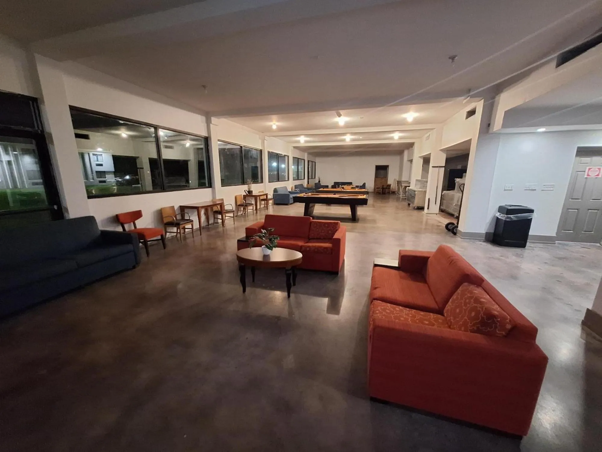 Evening entertainment in The Hotel Orange