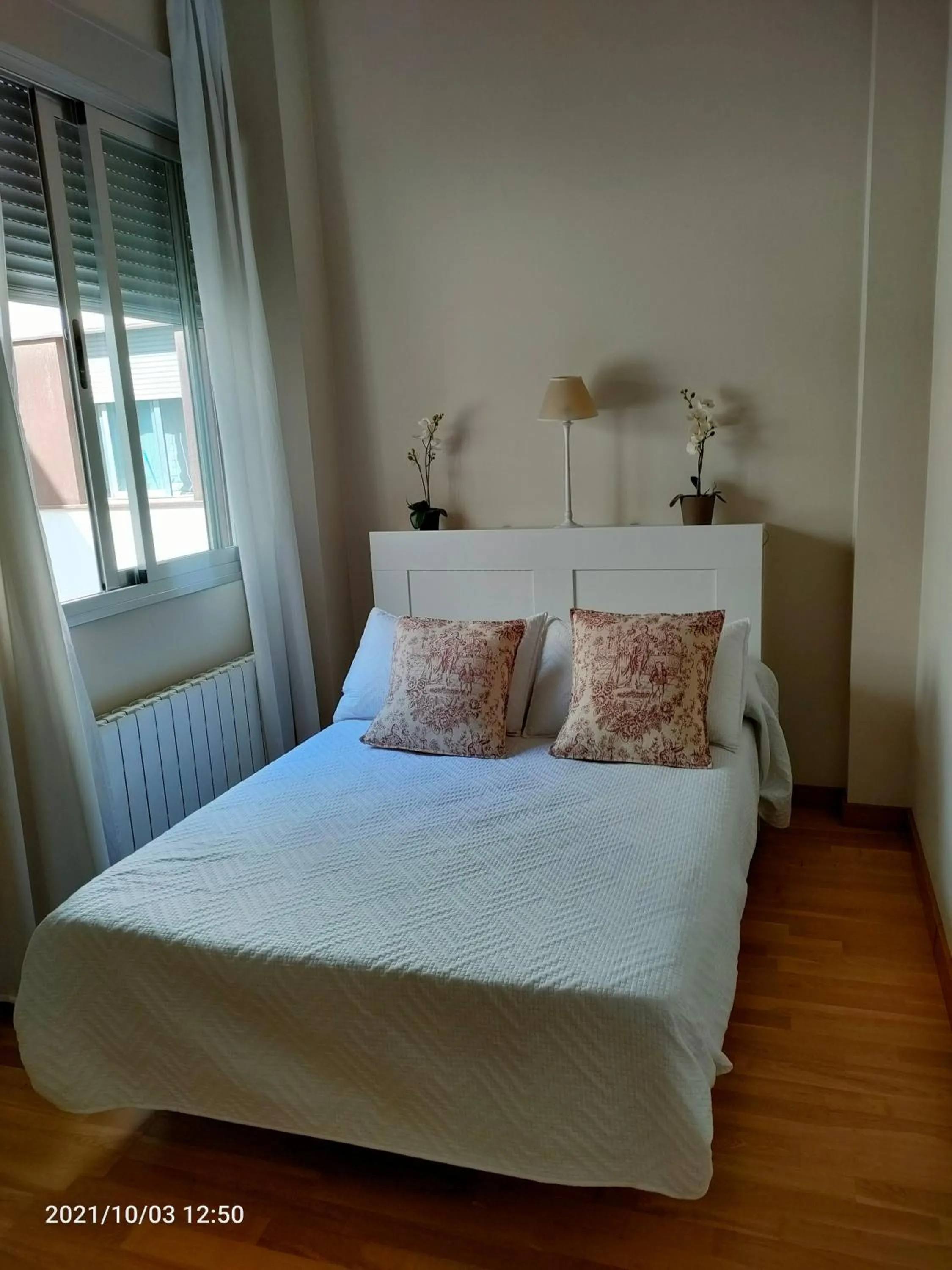Bedroom, Bed in Apartamento Nueva del Santísimo