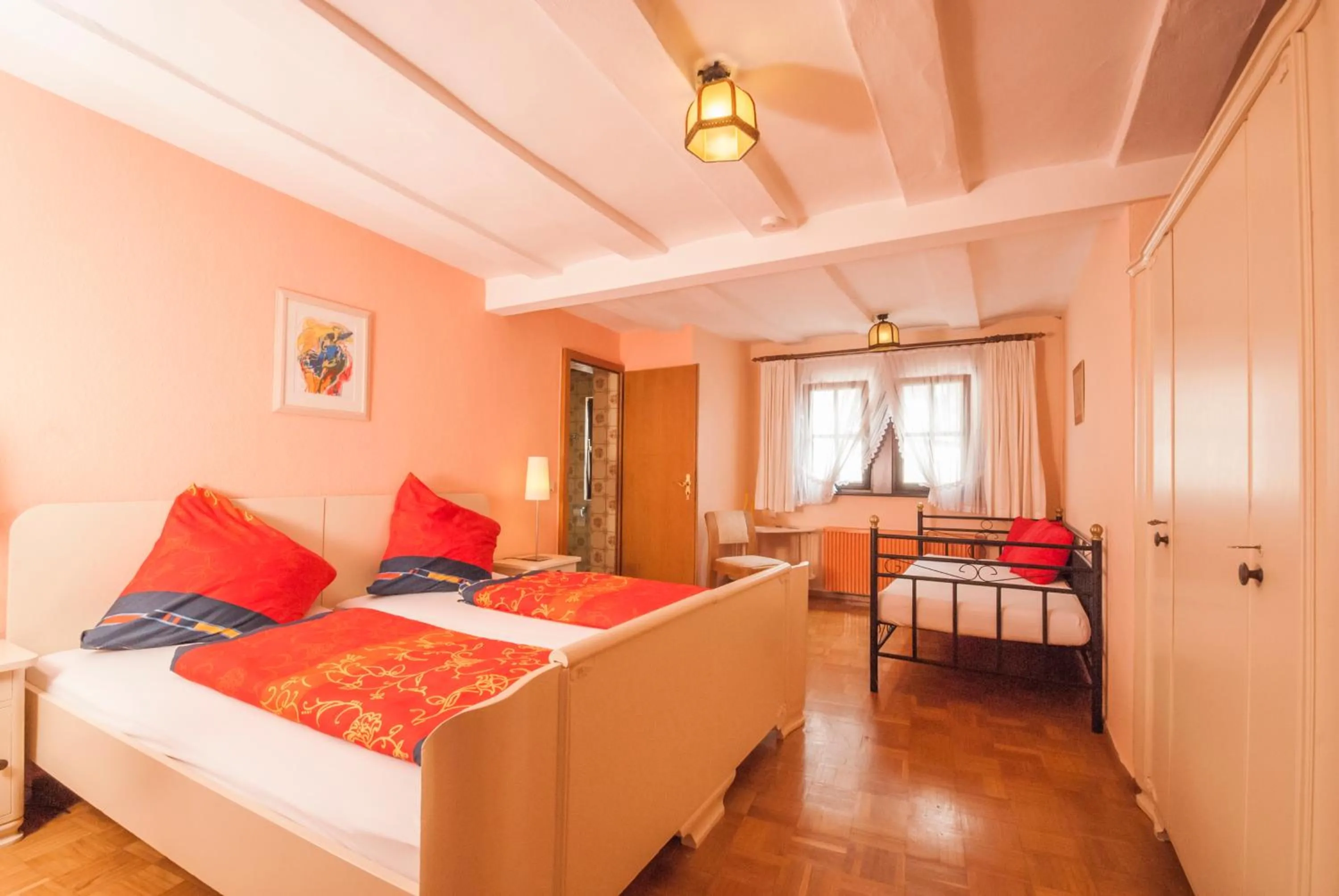 Bed in Alte Weinstube Burg Eltz