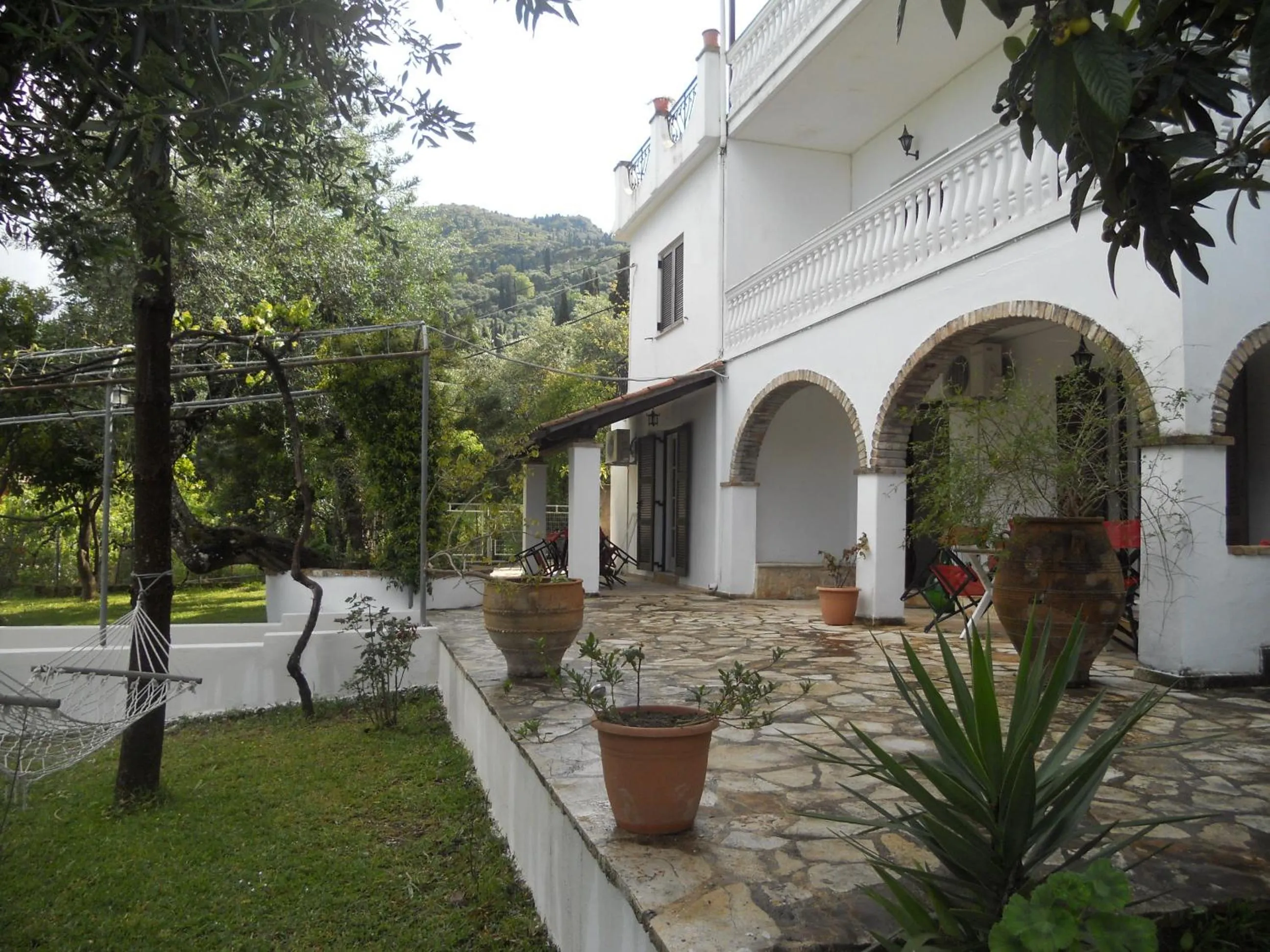 Property building in Gina Studios