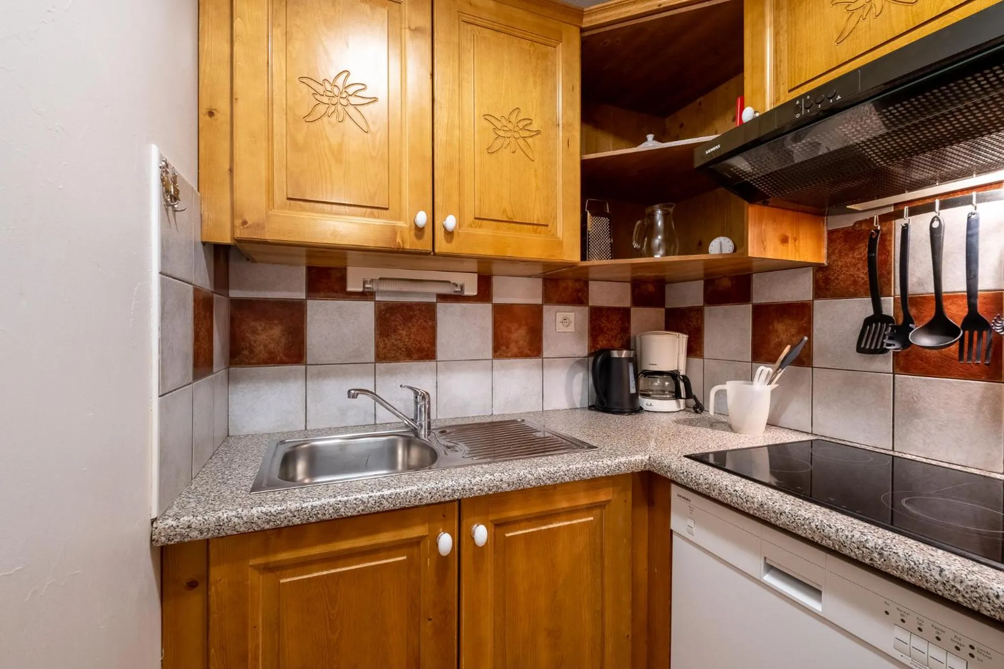 kitchen in Résidence Les Balcons De Val Cenis Le Haut