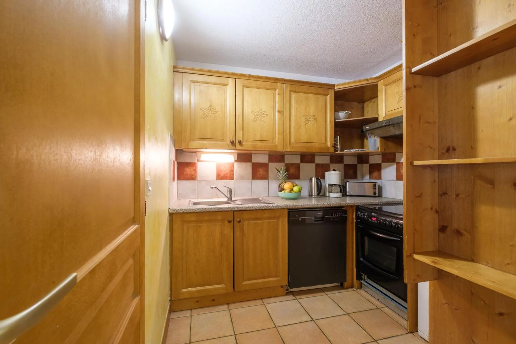 kitchen in Résidence Les Balcons De Val Cenis Le Haut