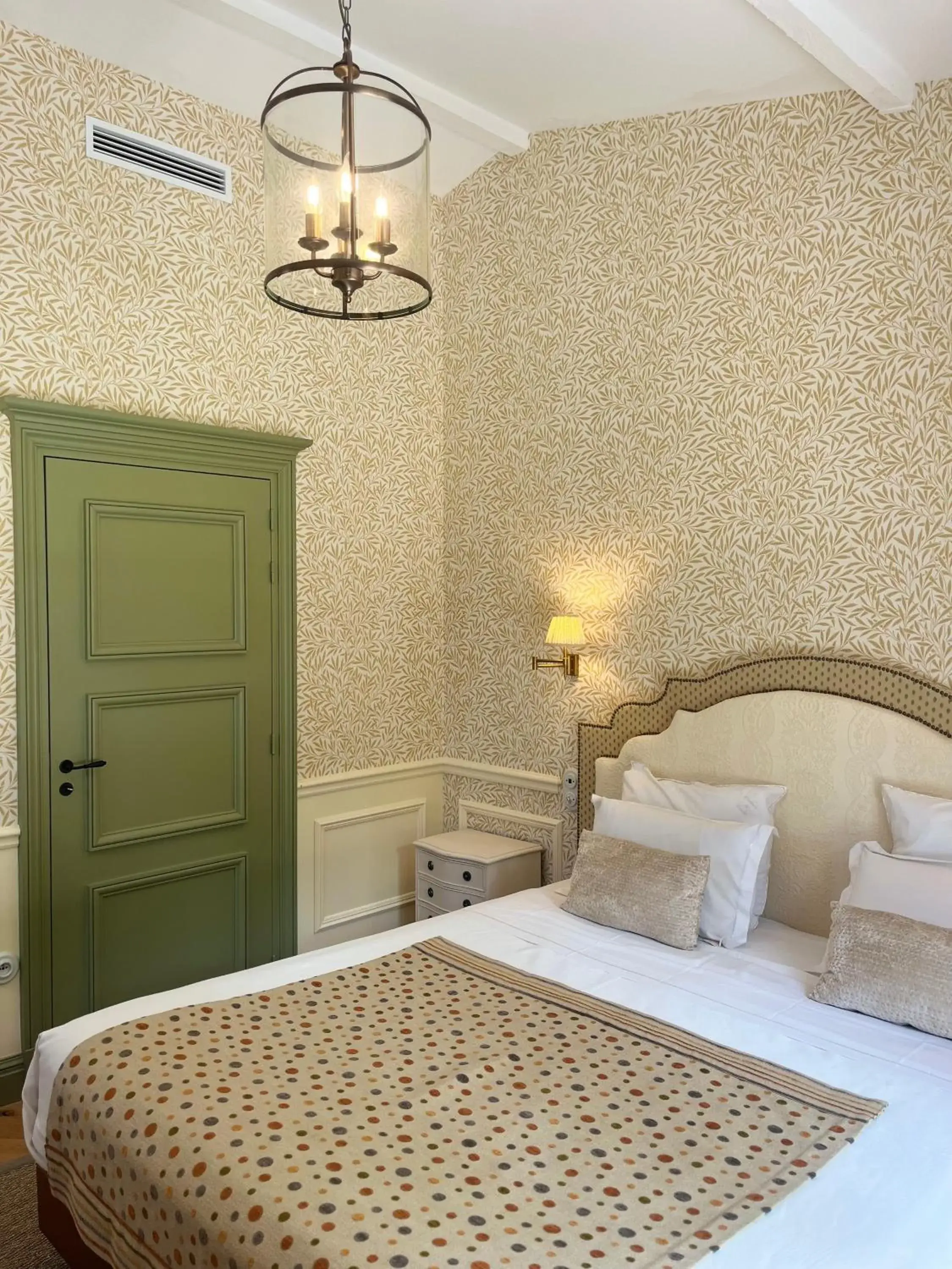 Bed in Chateau de Lantic Bed in Chateau de Lantic