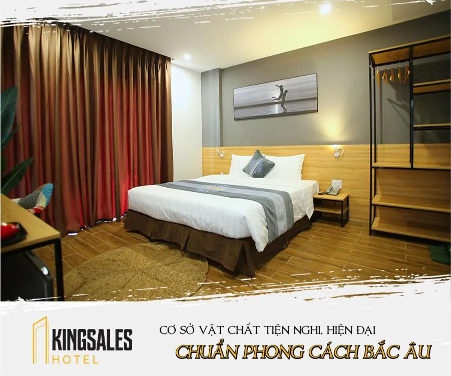 Property building, Bed in KingSales Hotel