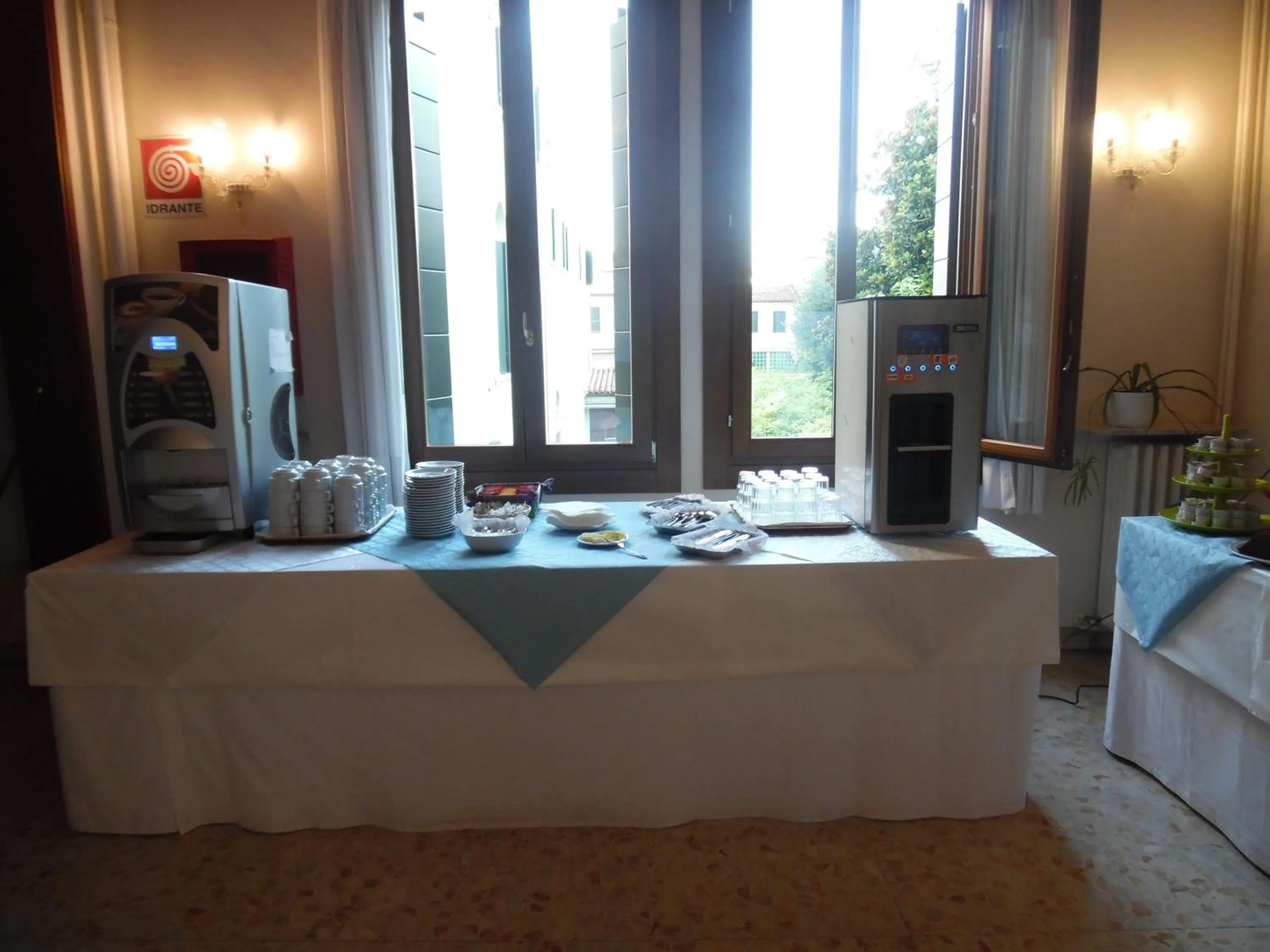 Restaurant/places to eat in Casa Caburlotto