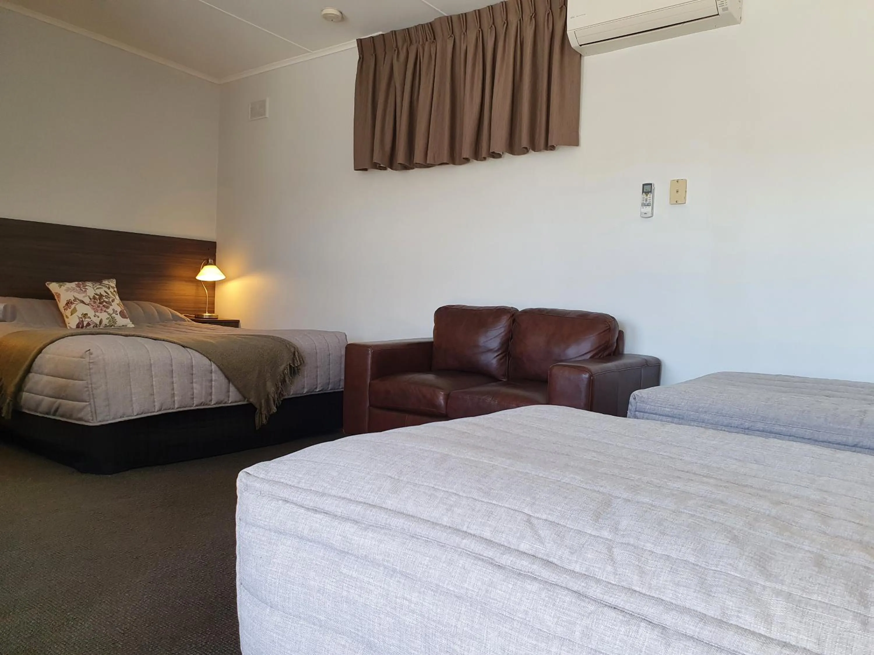 Family, Bed in Motel Riverbend