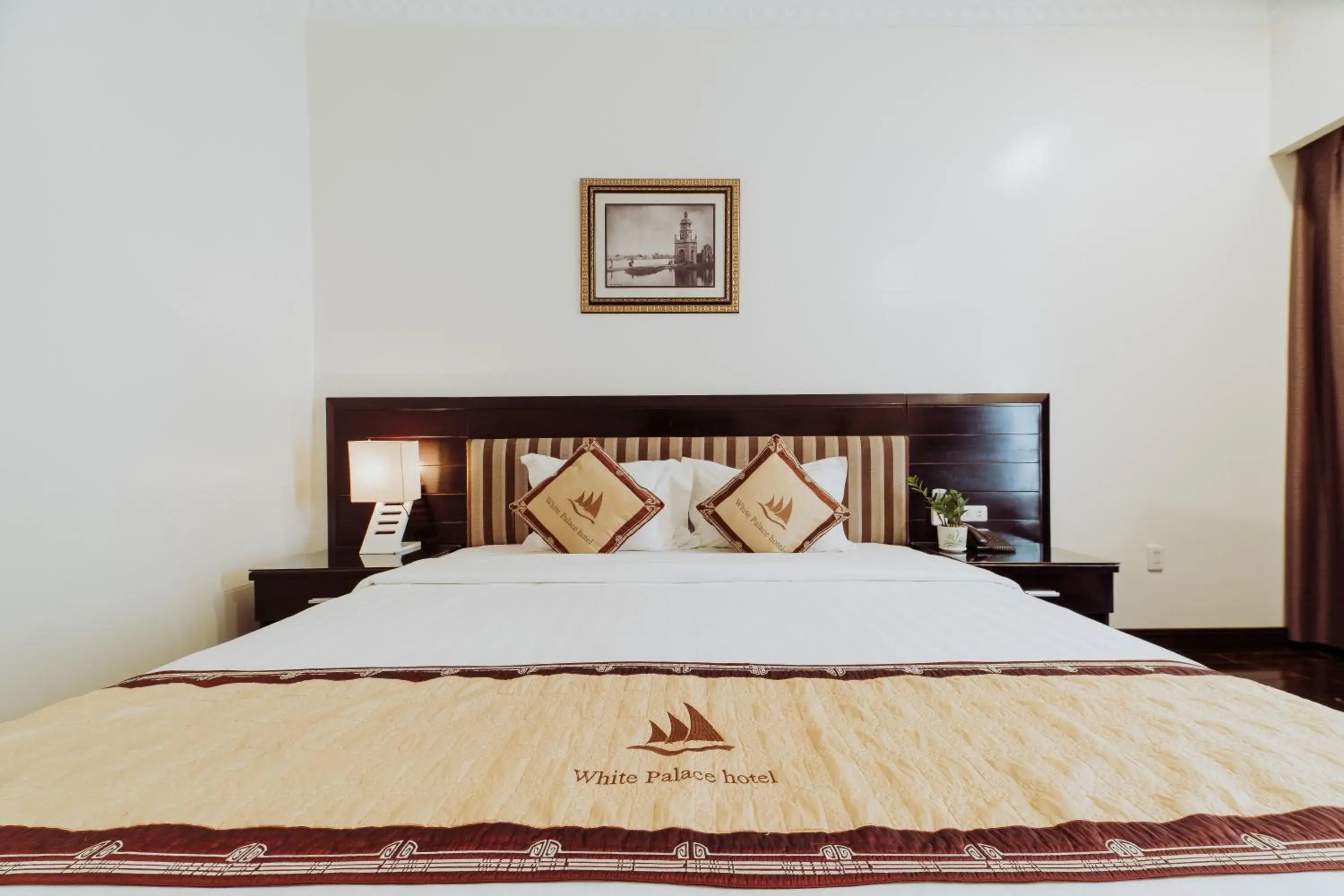 Bedroom, Bed in White Palace Thai Binh Hotel Bedroom, Bed in White Palace Thai Binh Hotel