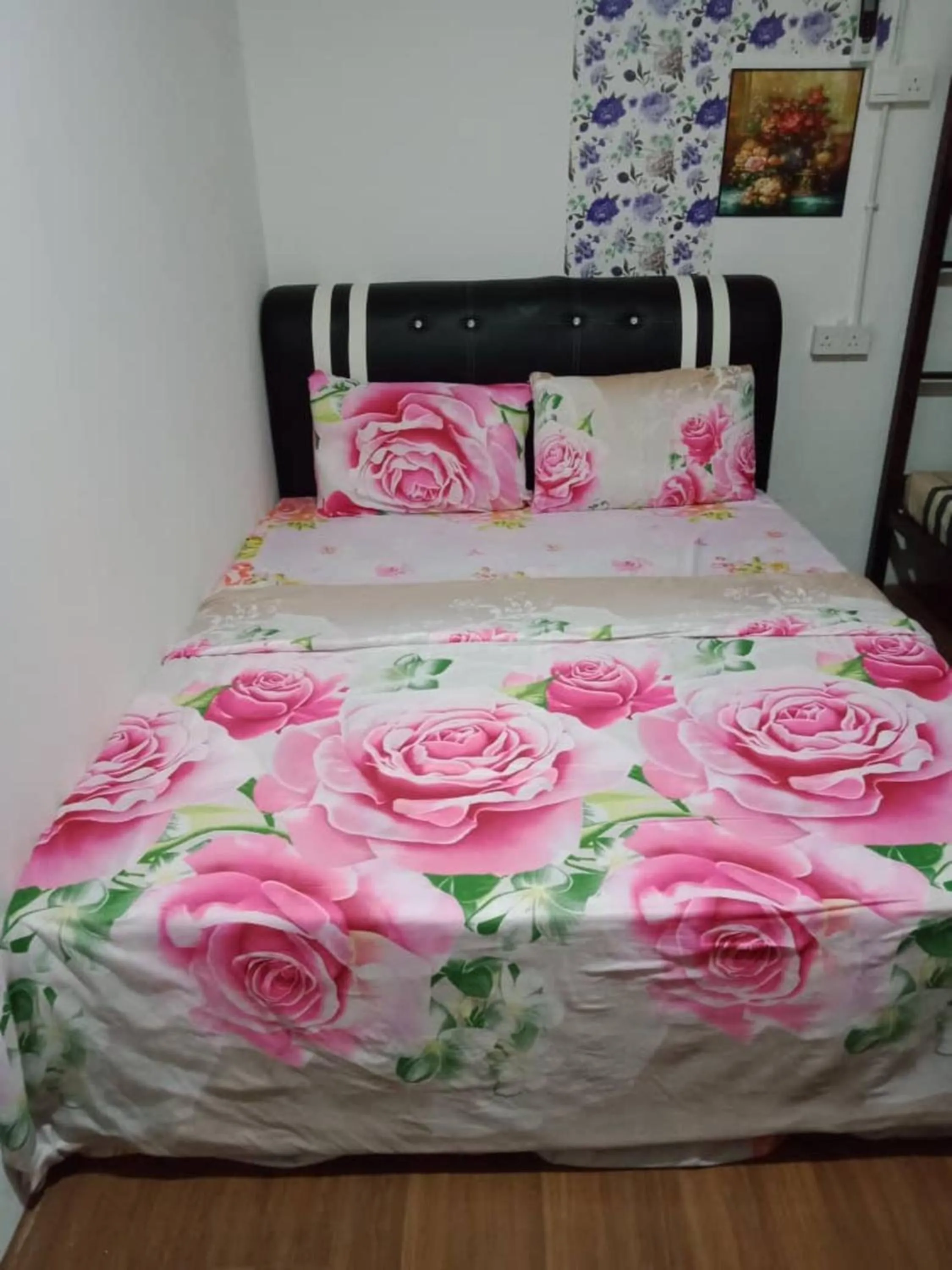 Photo of the whole room in Daud Safar Resthouse