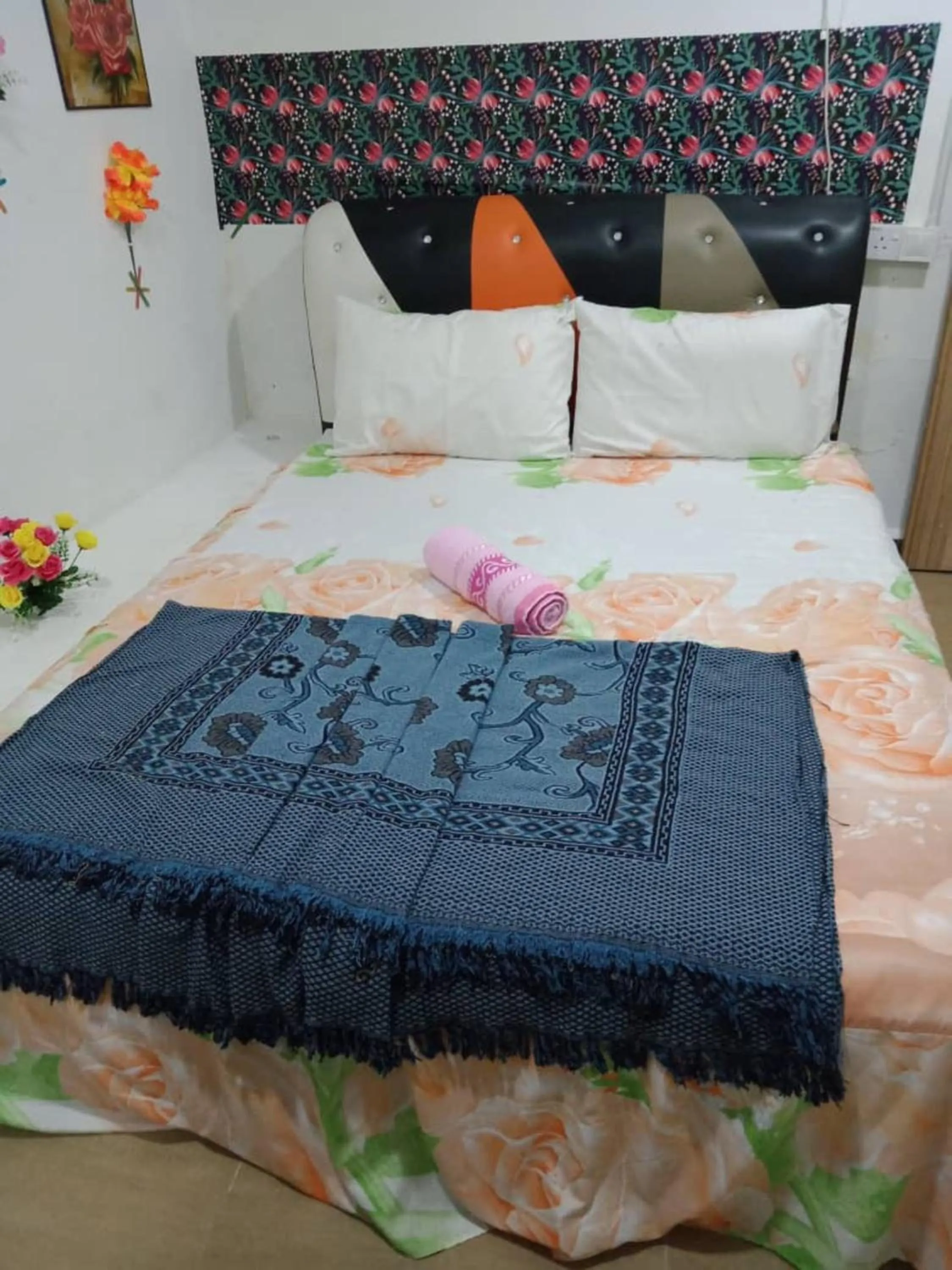 Photo of the whole room in Daud Safar Resthouse