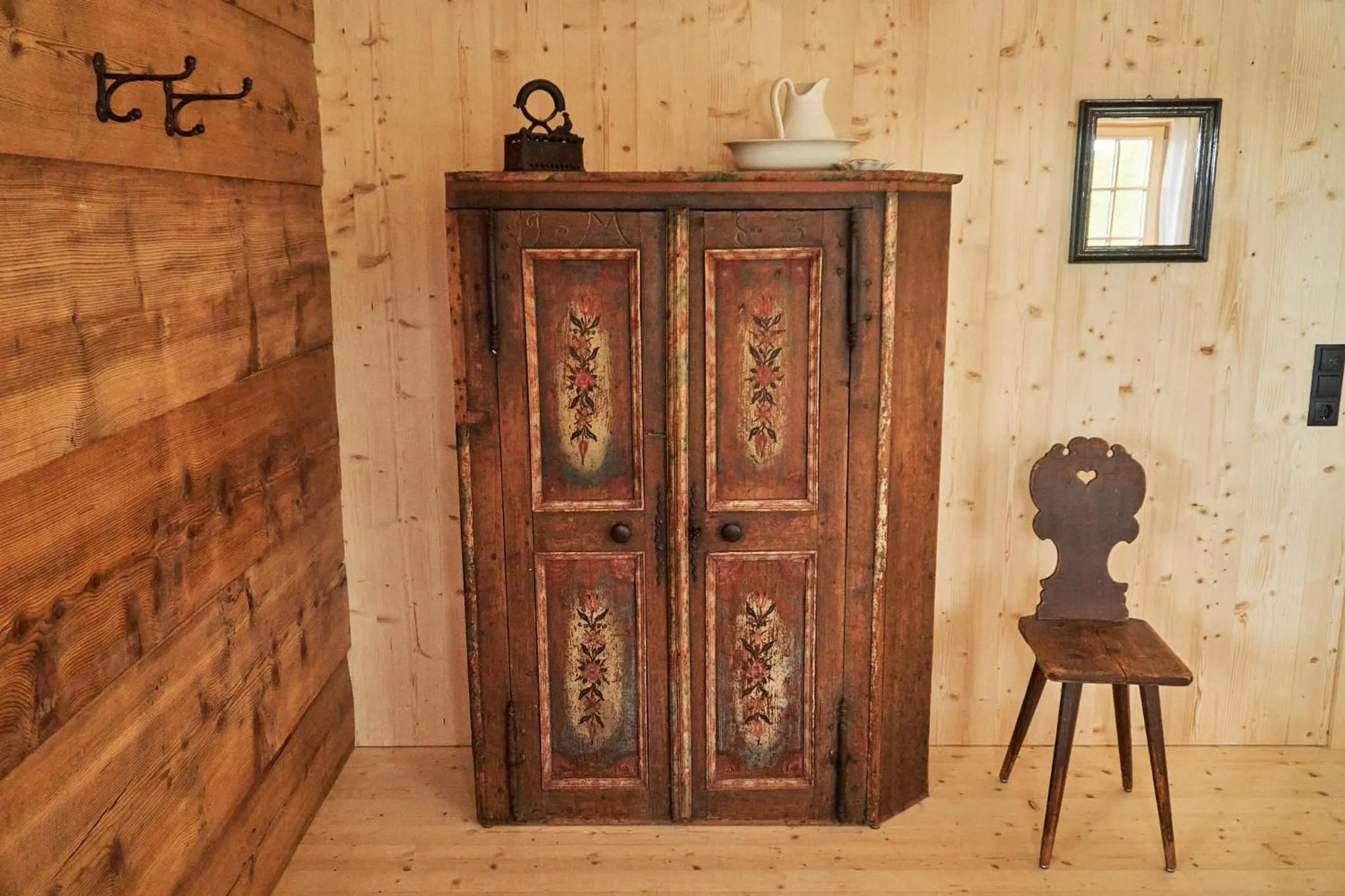 Decorative detail in UNSER VORSÄSS - Geißkopf