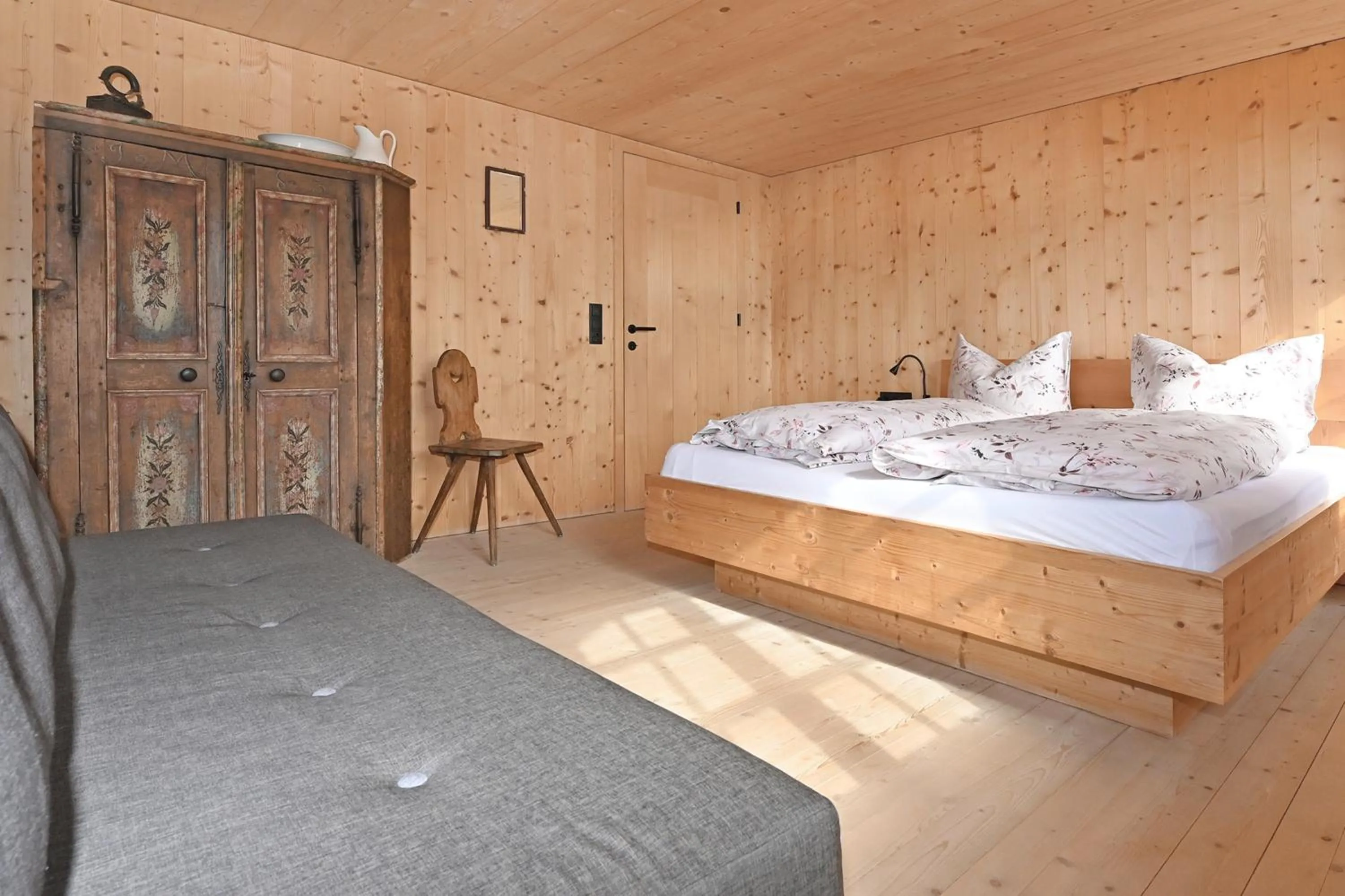 Bedroom, Bed in UNSER VORSÄSS - Geißkopf