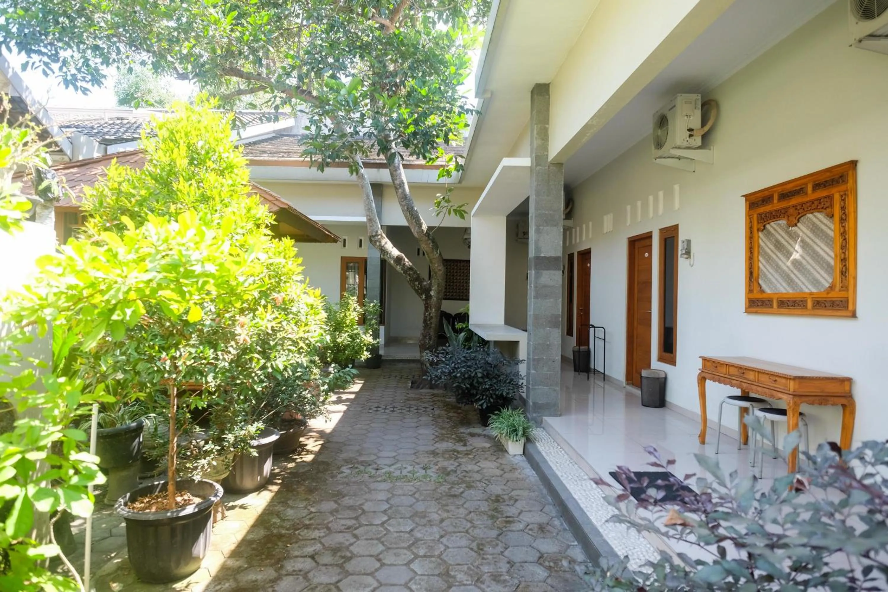 Property building in RedDoorz Syariah near Pascasarjana UGM 3