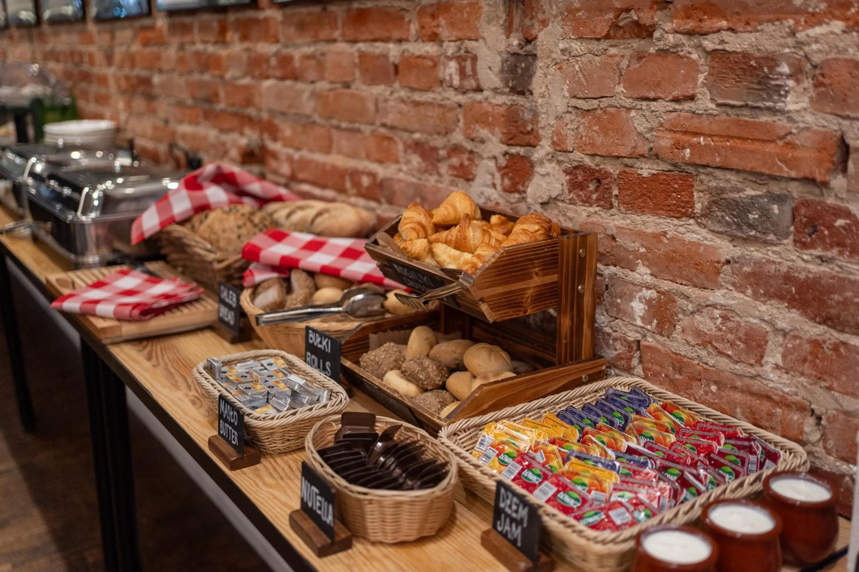 Breakfast in Stare Kino Cinema Residence
