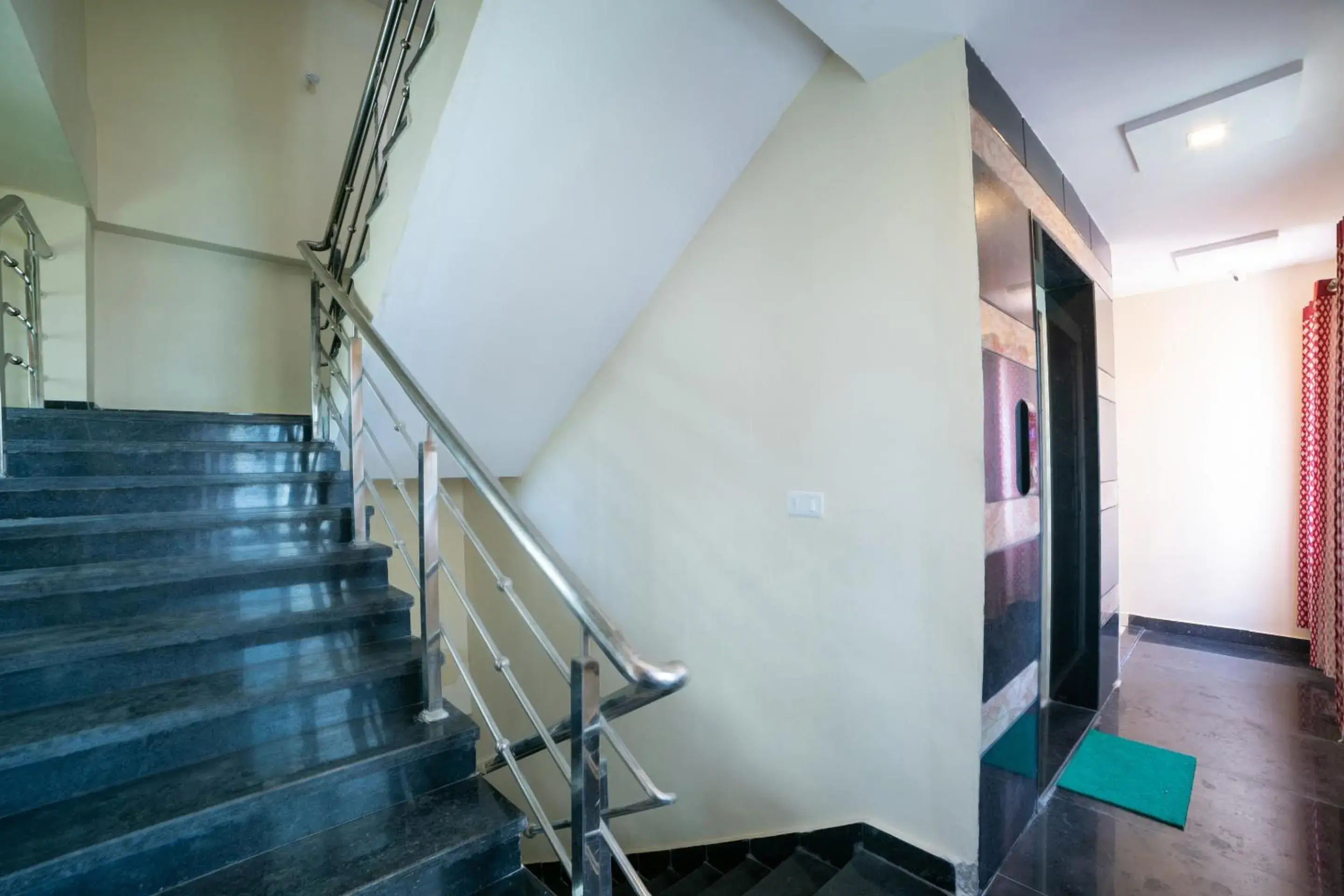 Lobby or reception in Hotel Blue House Lobby or reception in Hotel Blue House