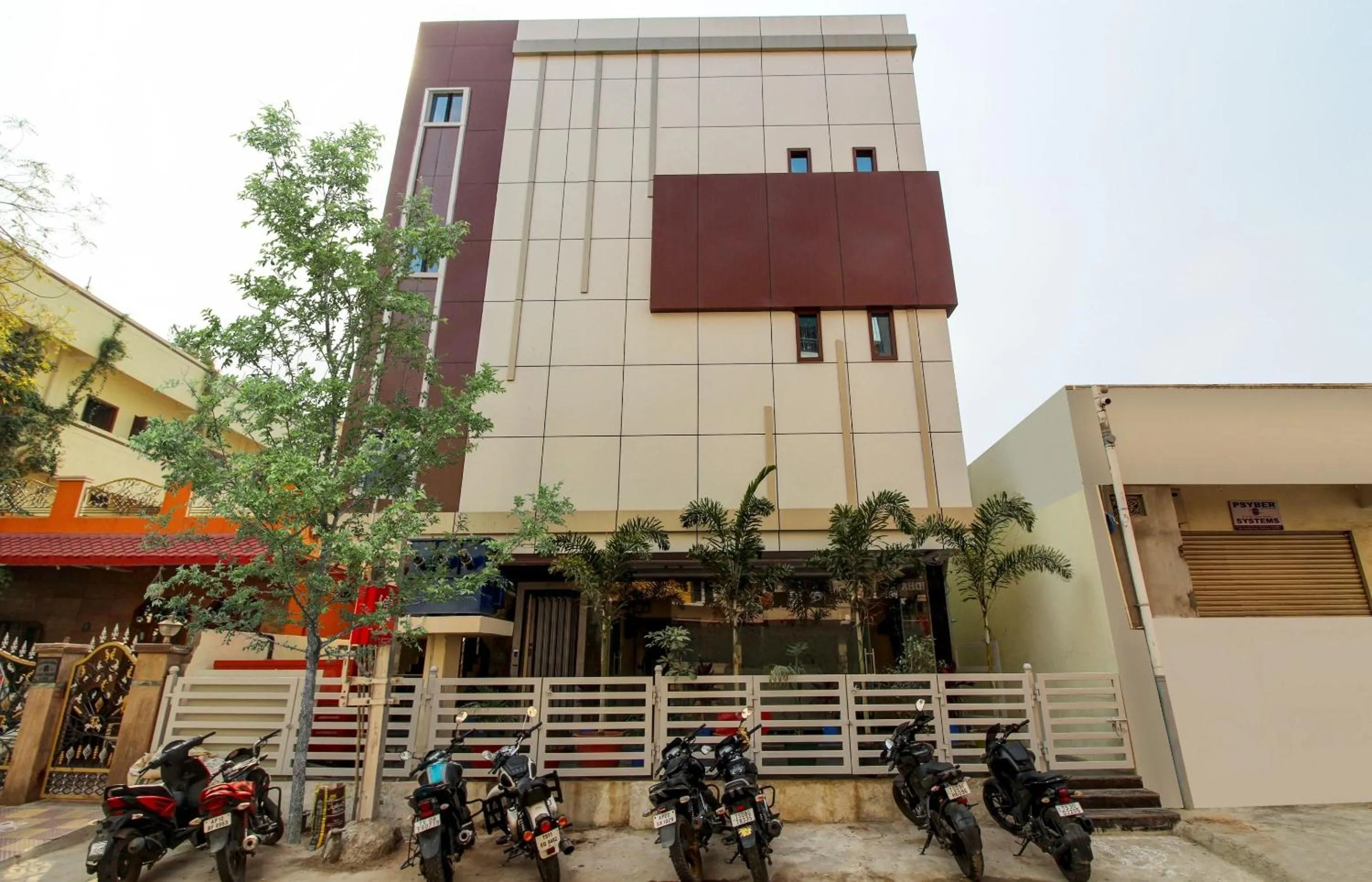 Facade/entrance in Hotel Blue House