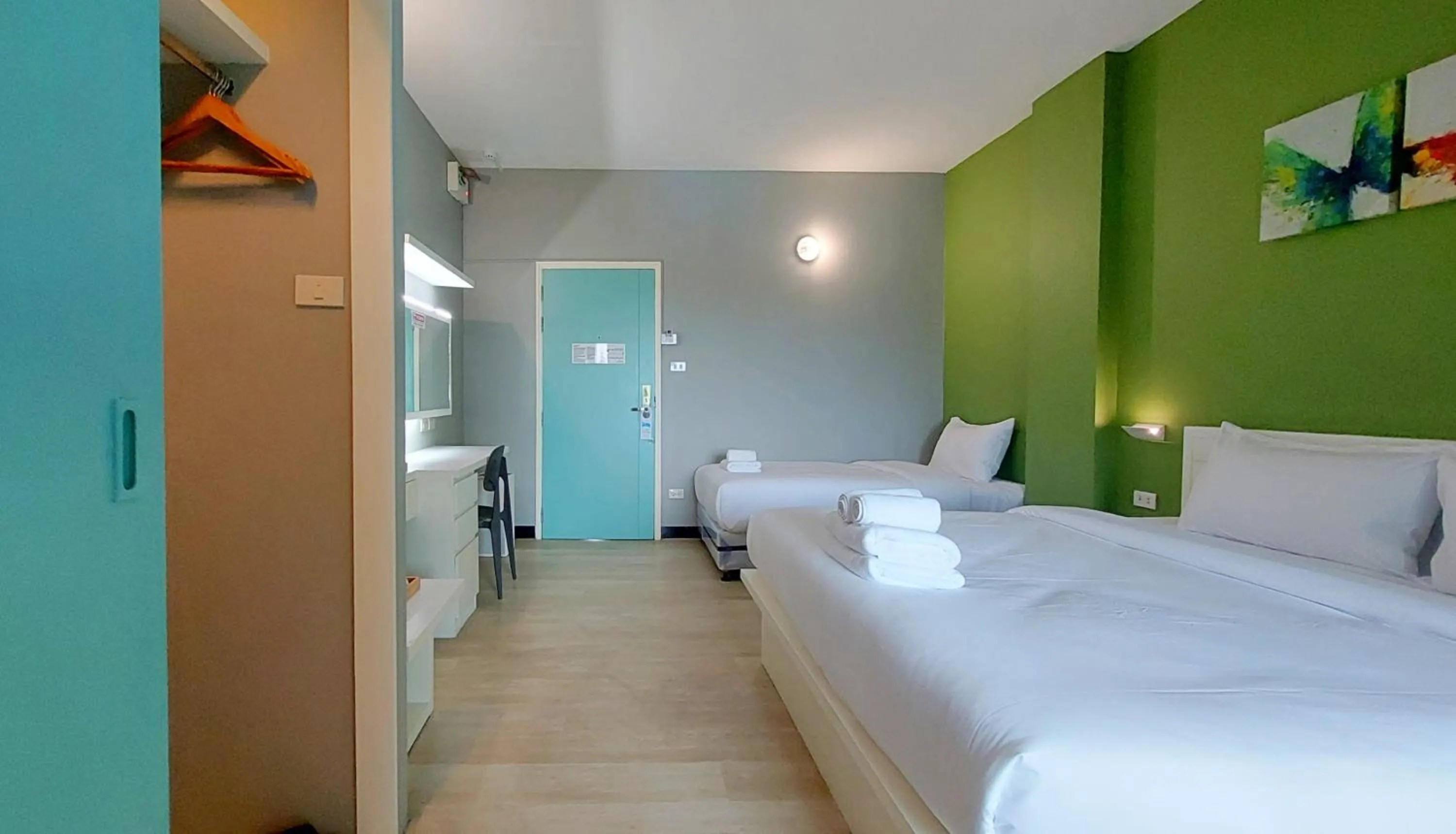 Bedroom, Bed in Fullroom 77 Srinakarin