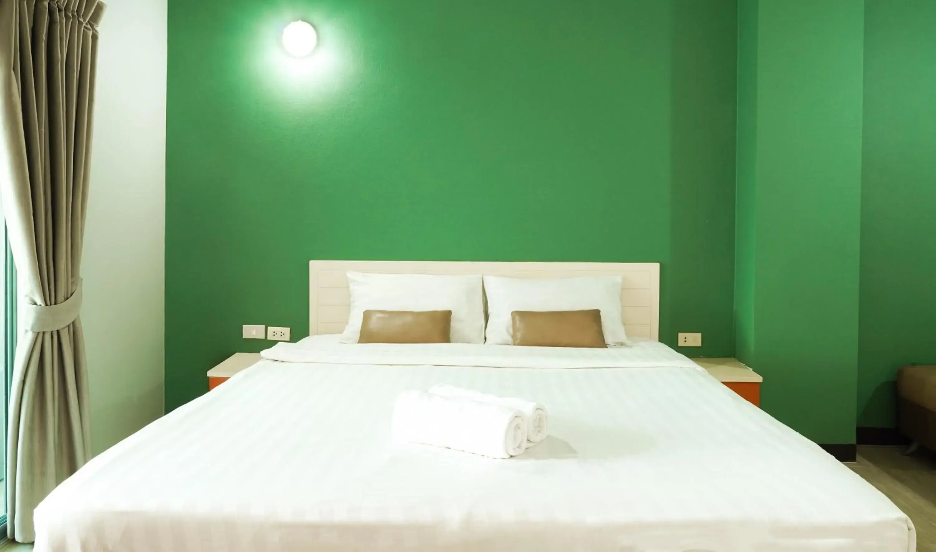 Standard Double Room in Fullroom 77 Srinakarin Standard Double Room in Fullroom 77 Srinakarin