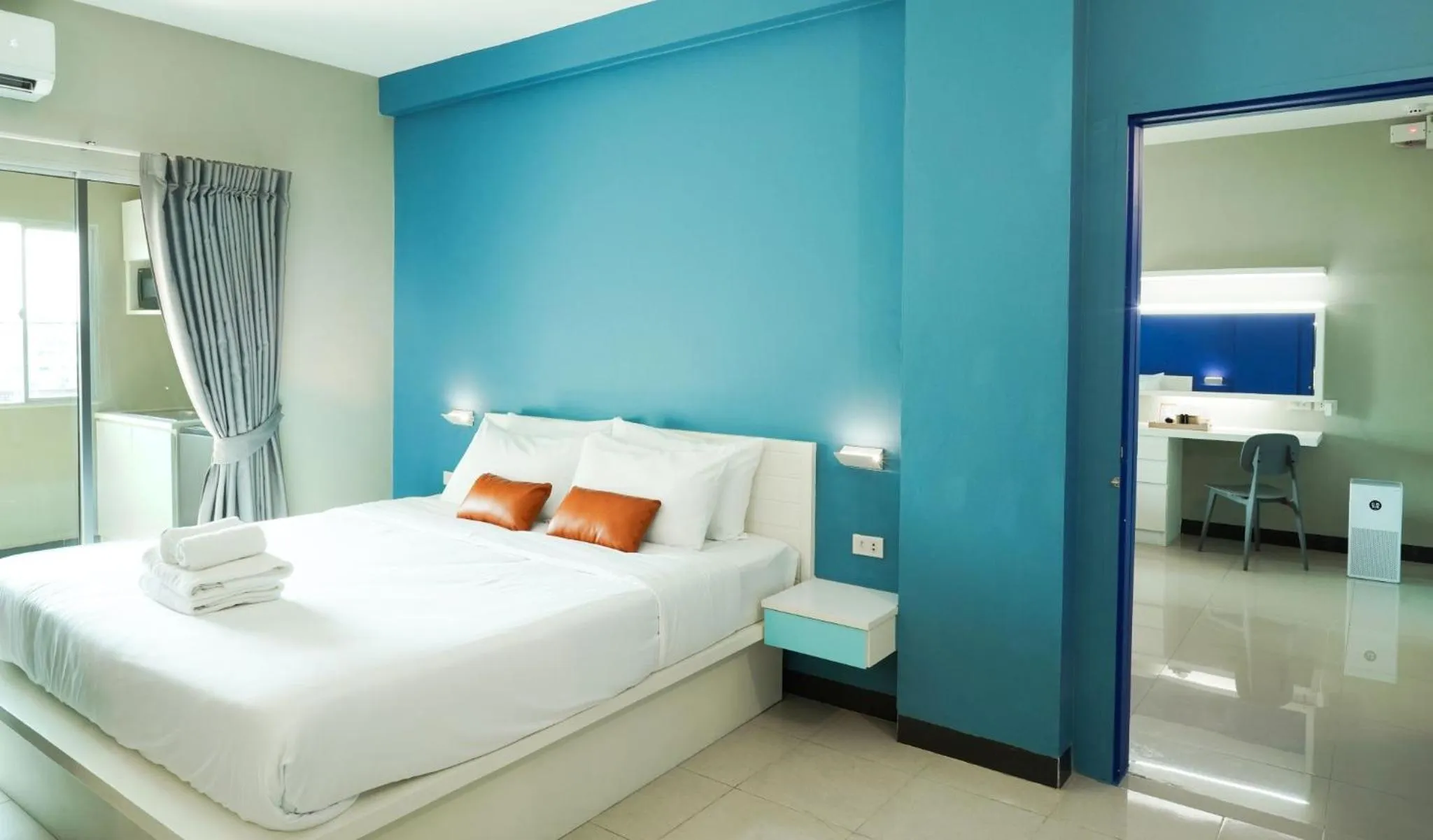 Bed in Fullroom 77 Srinakarin