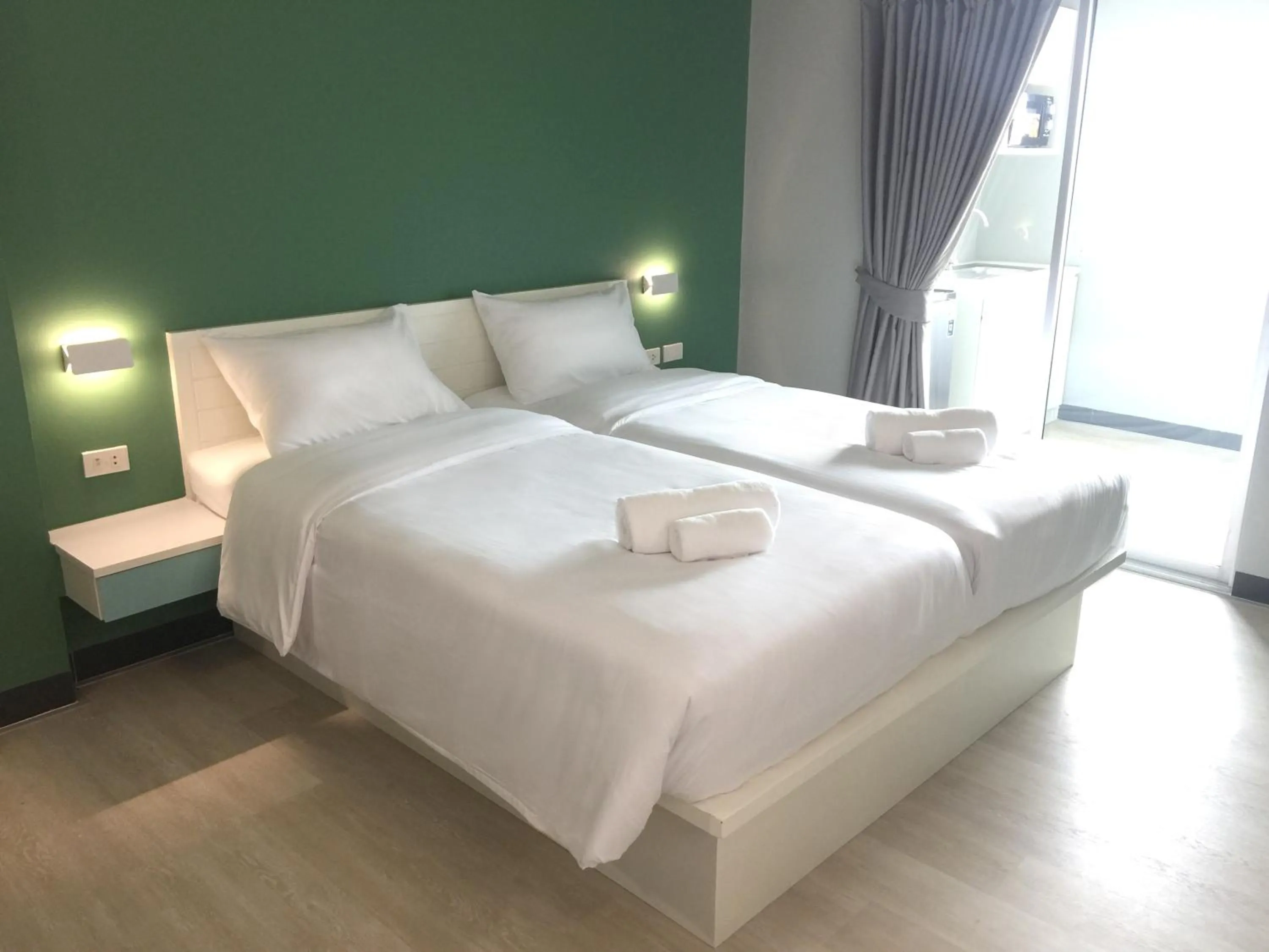 Bed in Fullroom 77 Srinakarin