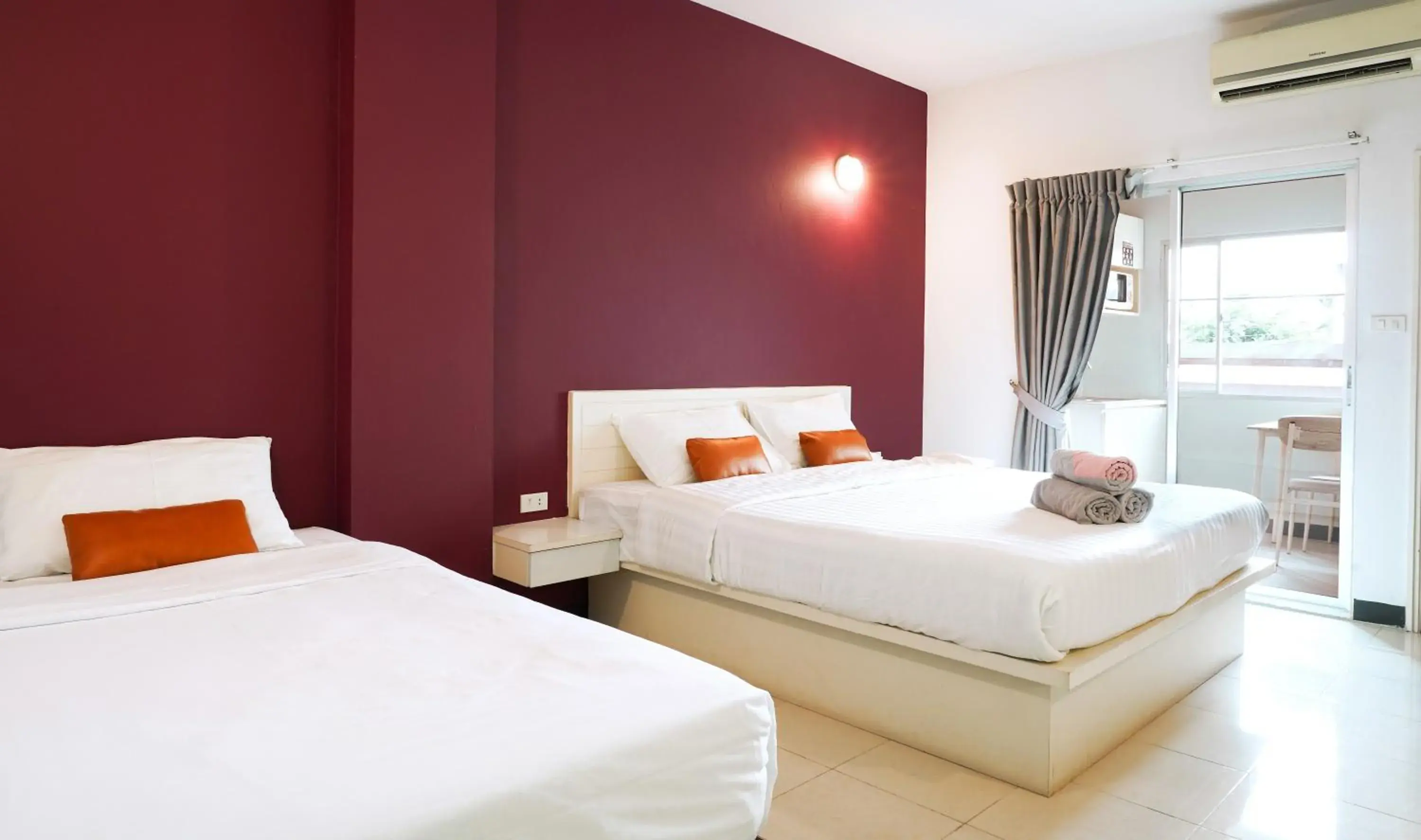 Triple Room in Fullroom 77 Srinakarin Triple Room in Fullroom 77 Srinakarin