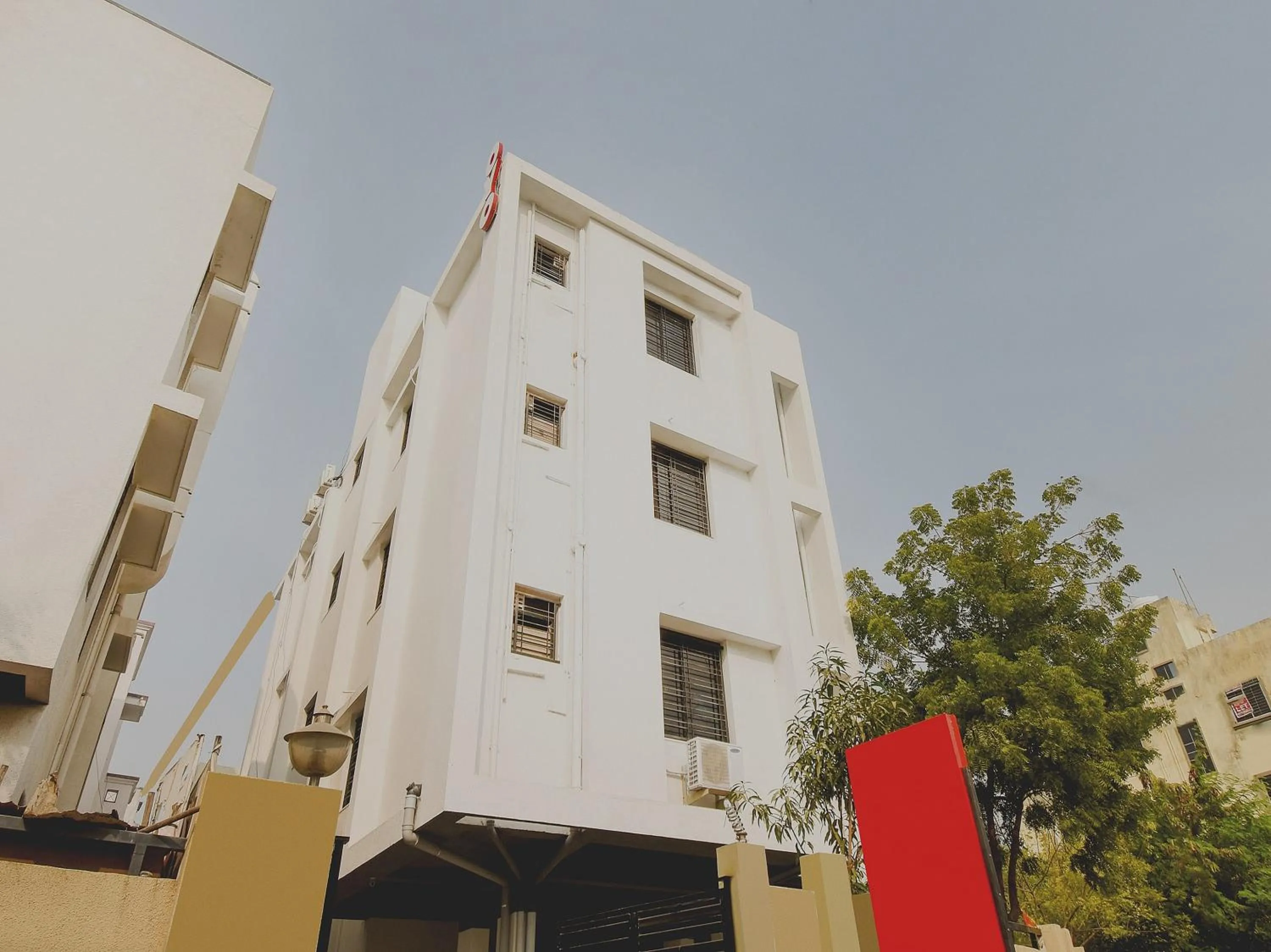 Facade/entrance in Super Collection O White House Regency