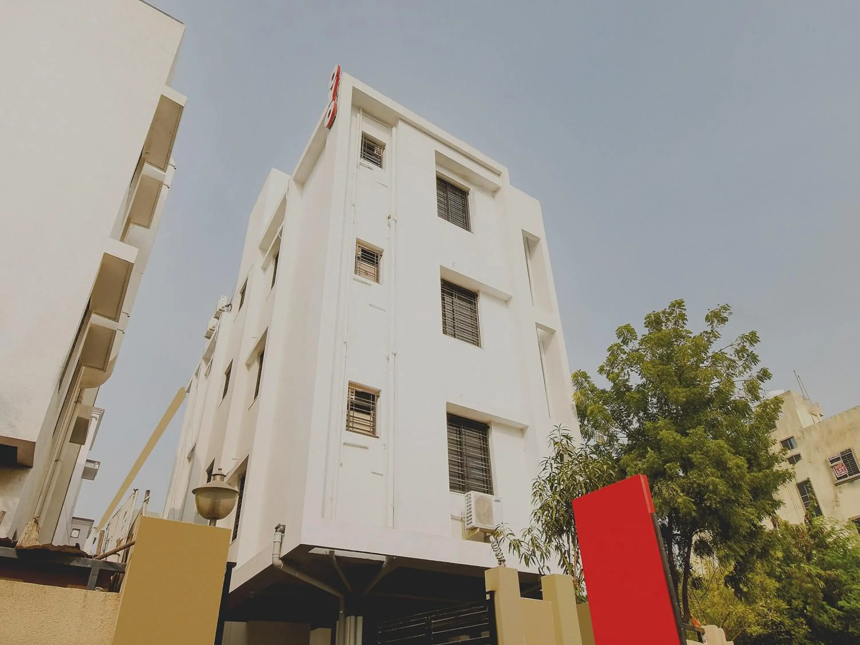 Facade/entrance in Collection O White House Regency Facade/entrance in Collection O White House Regency