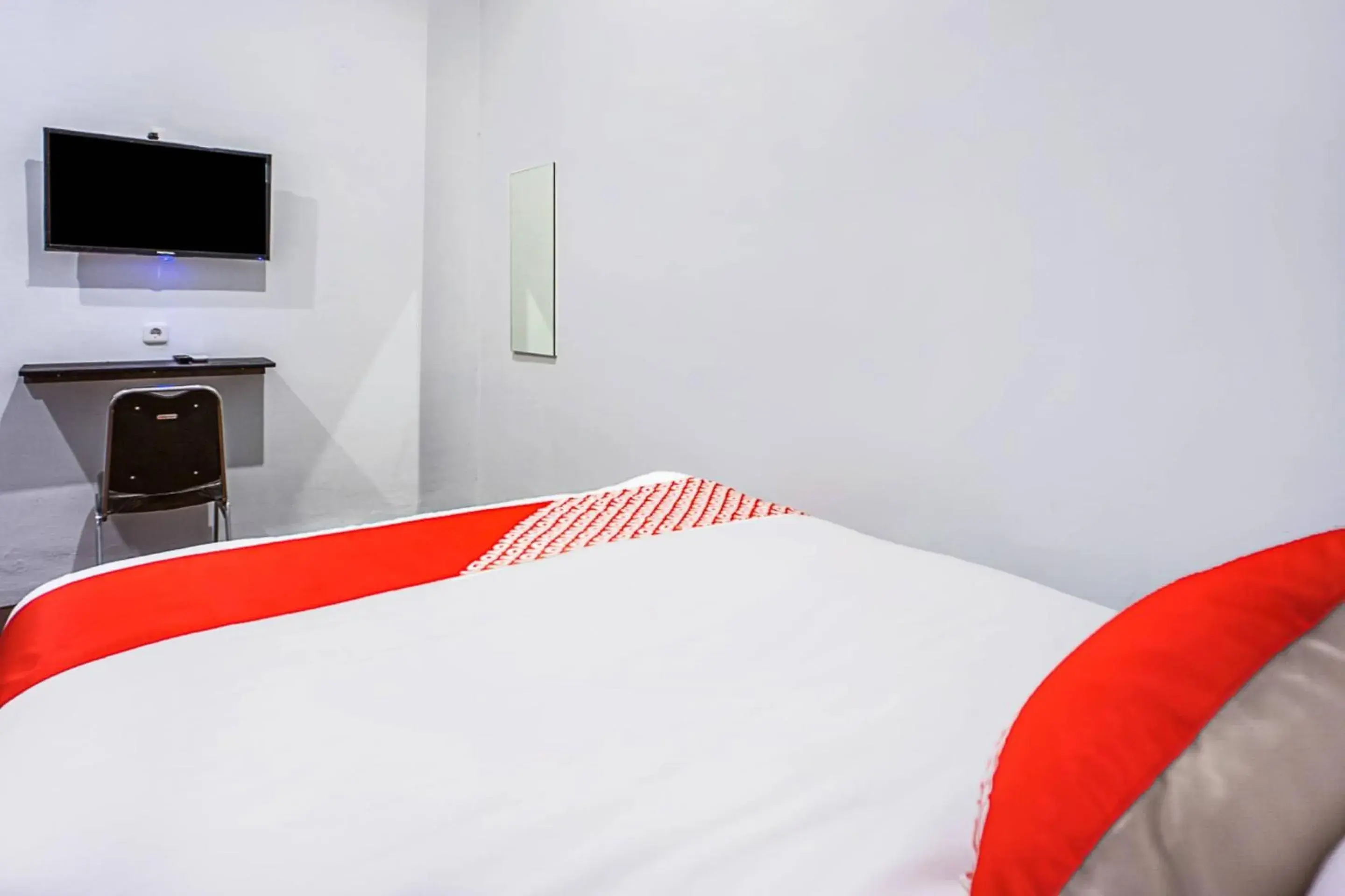 Bedroom, Bed in Hotel O Citra Anggrek Bedroom, Bed in Hotel O Citra Anggrek