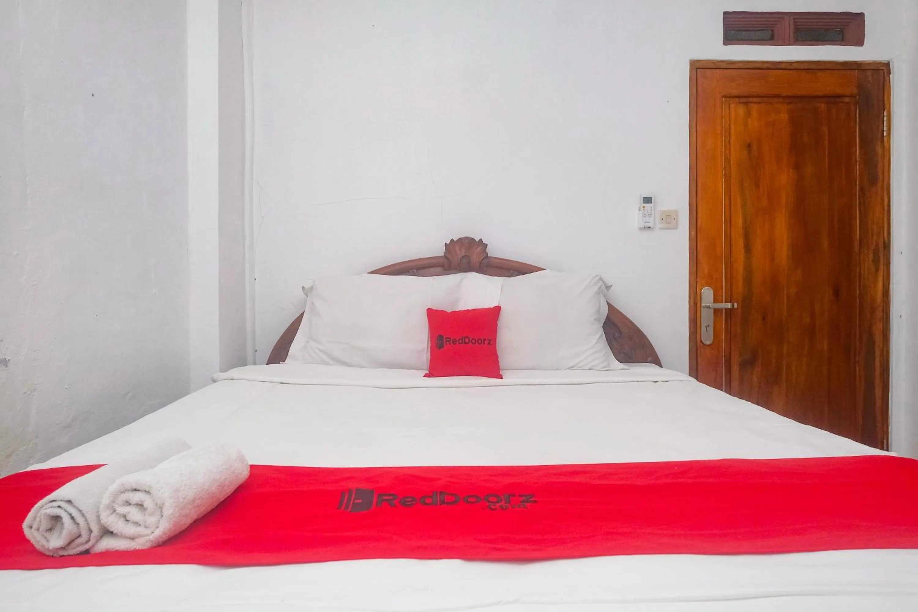 Bedroom, Bed in RedDoorz at Mayang Garini 2 Borobudur