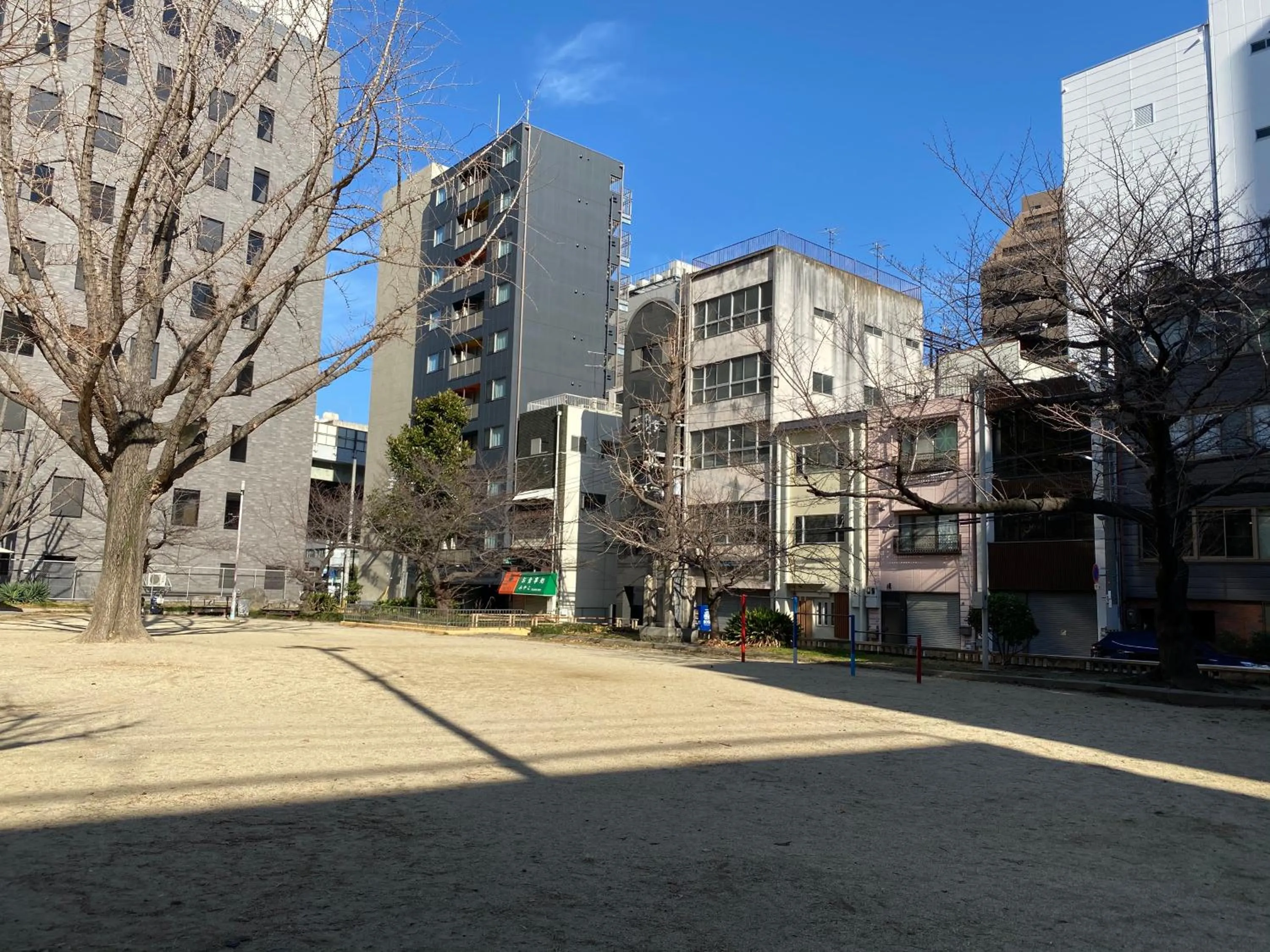 Property building in ffosaka.com