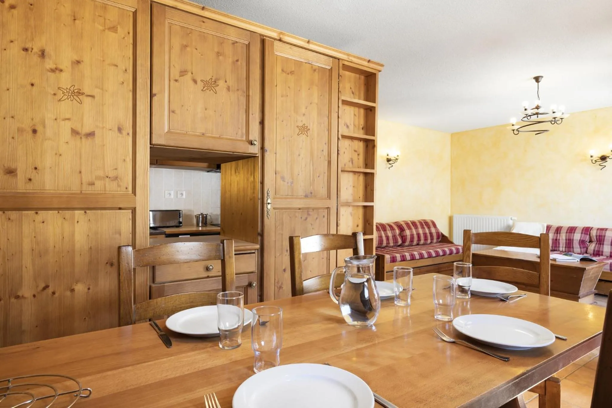 Kitchen or kitchenette in Résidence Les Balcons de Val Cenis Village