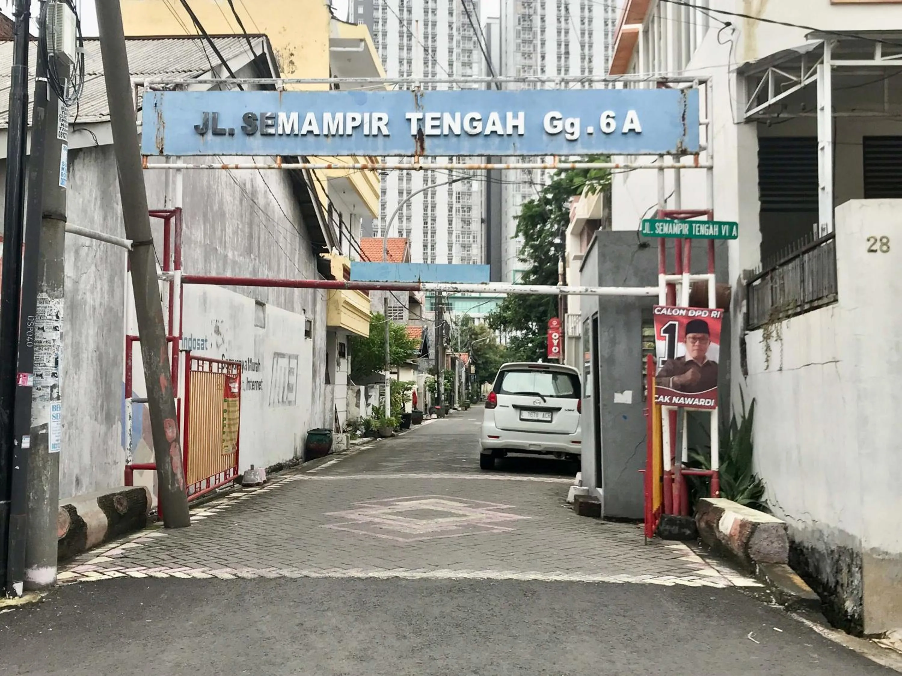 Property building in Gangnam Style Residence Mitra RedDoorz near MERR Surabaya