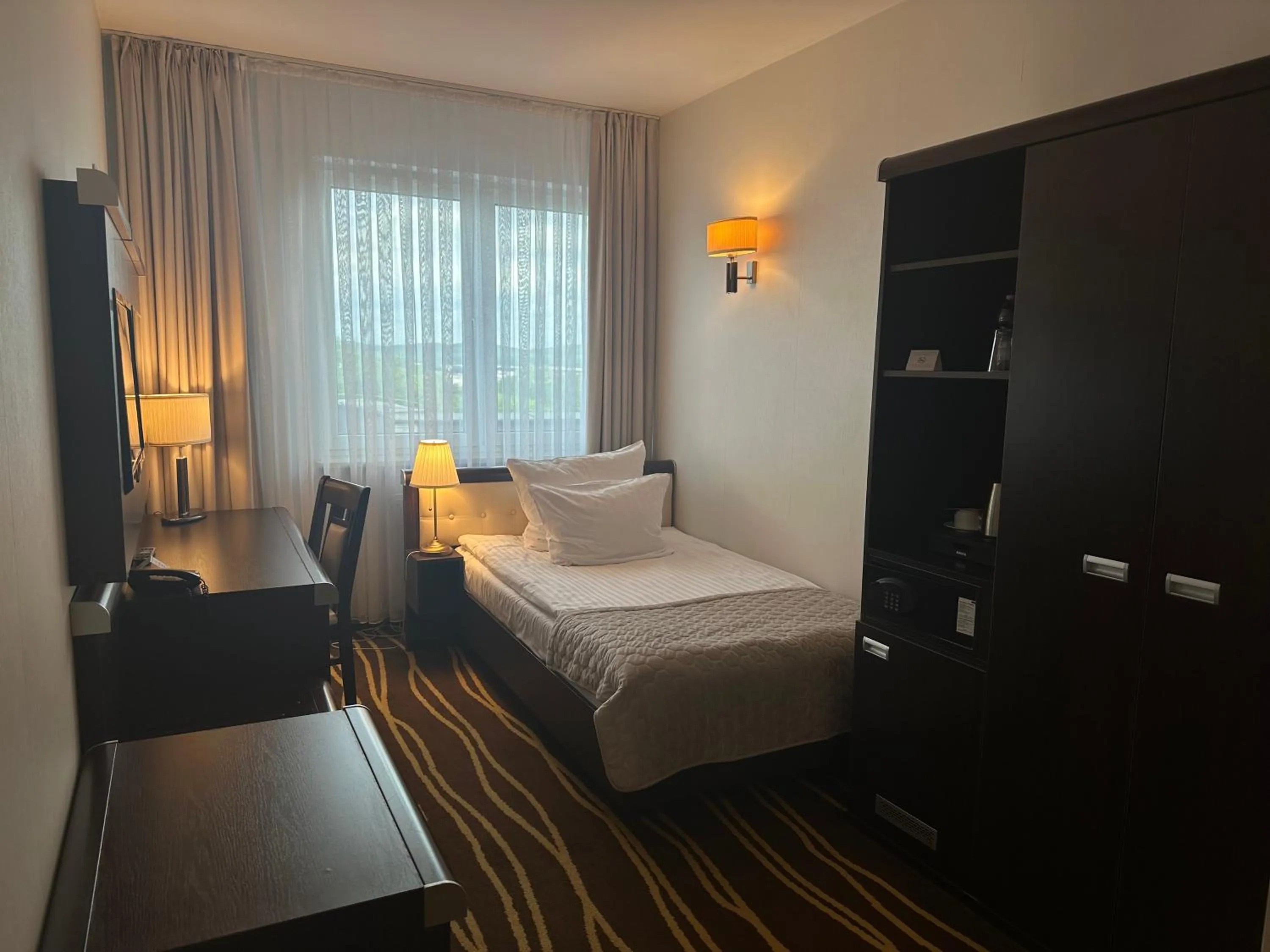 Bed in Hotel Business Faltom Gdynia