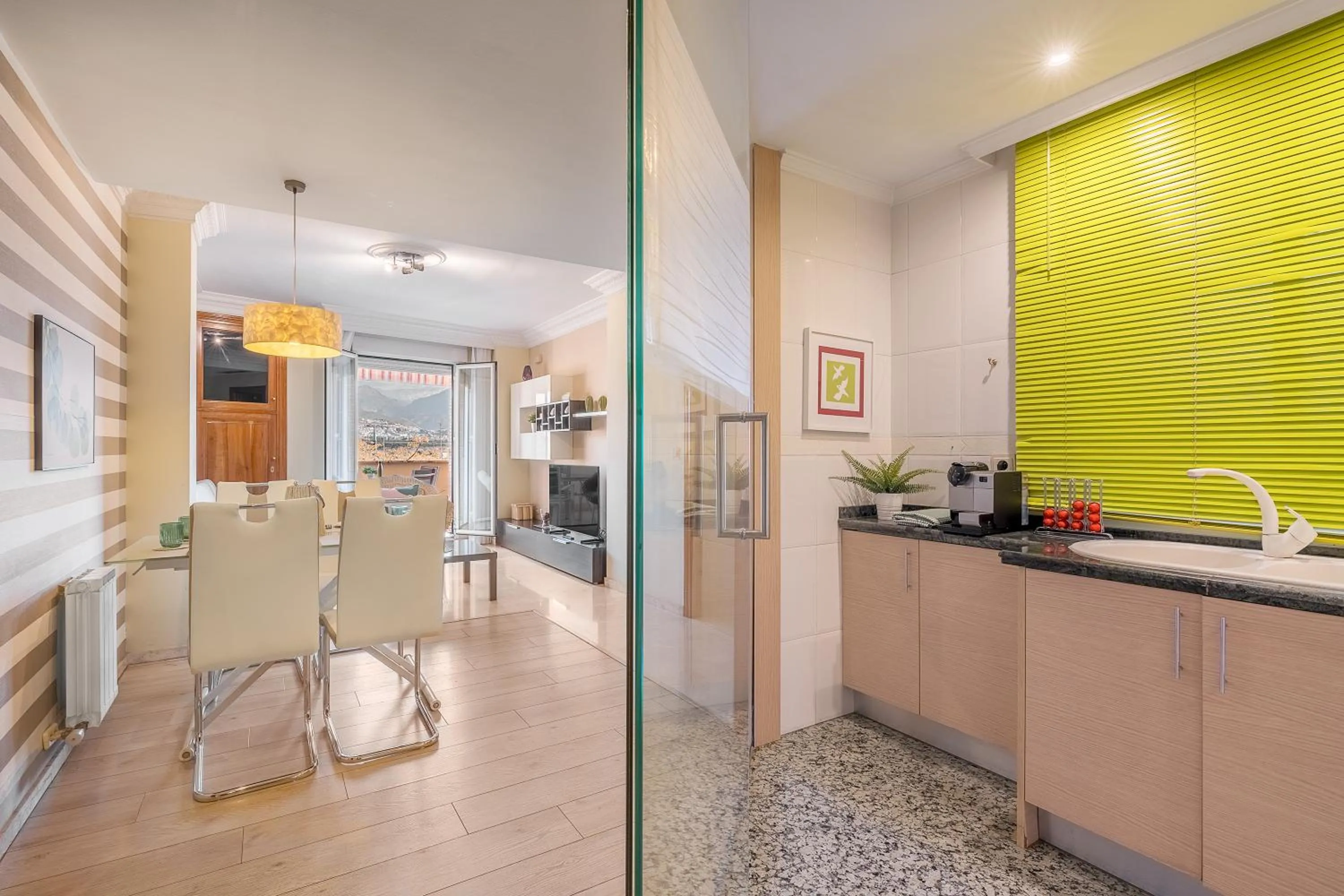 kitchen in Luminoso apartamento a 10 minutos del Centro