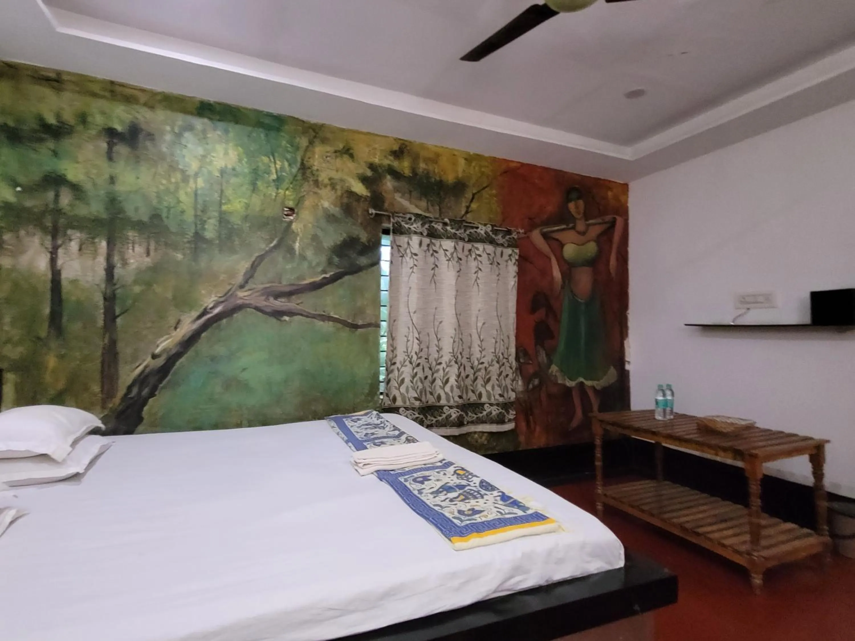 Photo of the whole room, Bed in Panchobon Art Resort