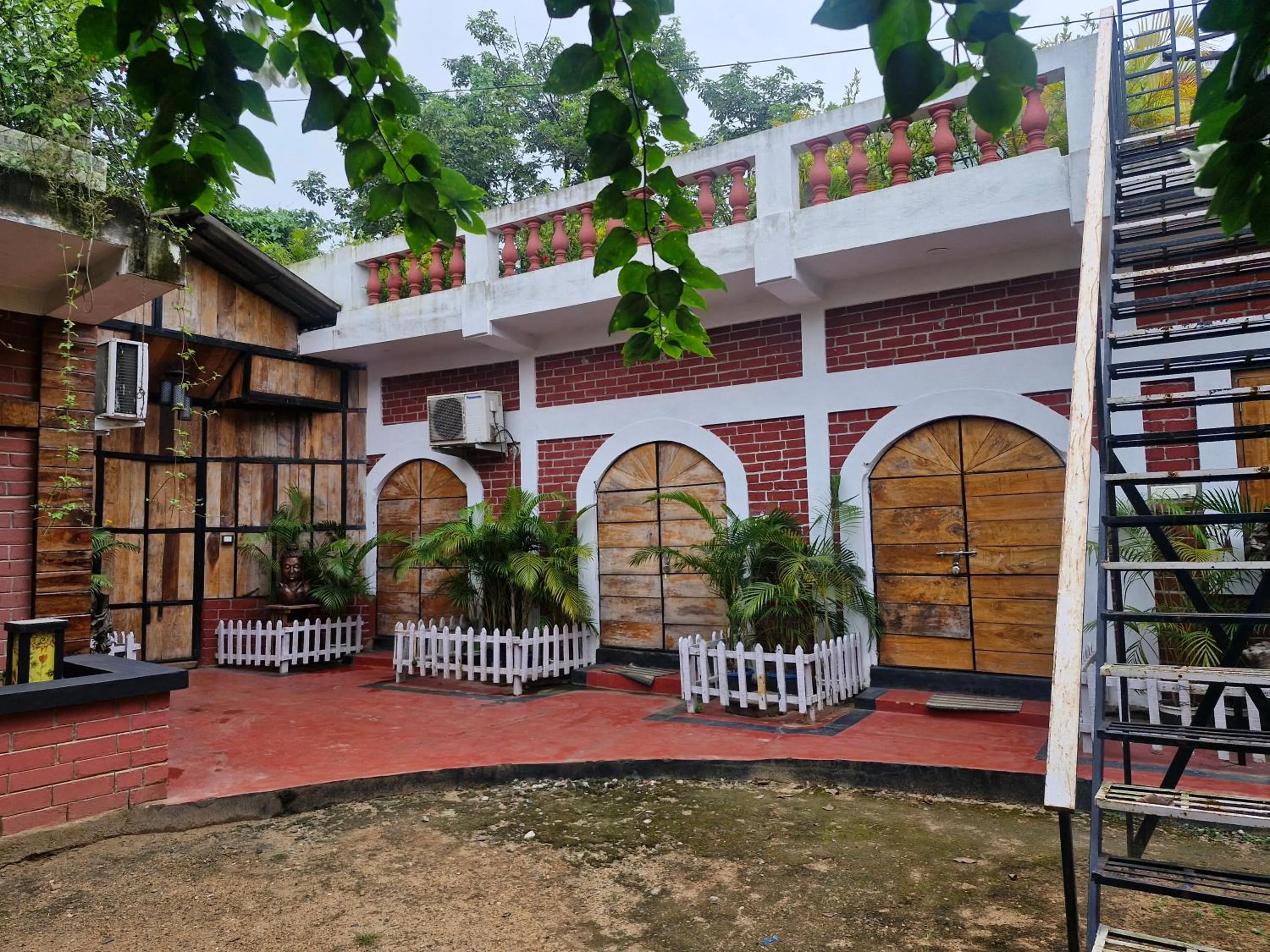 Facade/entrance in Panchobon Art Resort