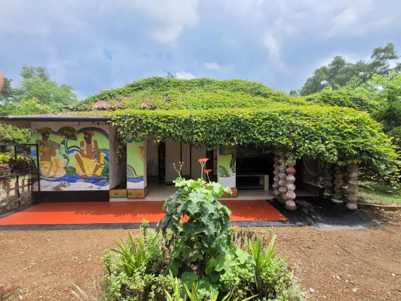 King Room with Garden View - single occupancy in Panchobon Art Resort King Room with Garden View - single occupancy in Panchobon Art Resort