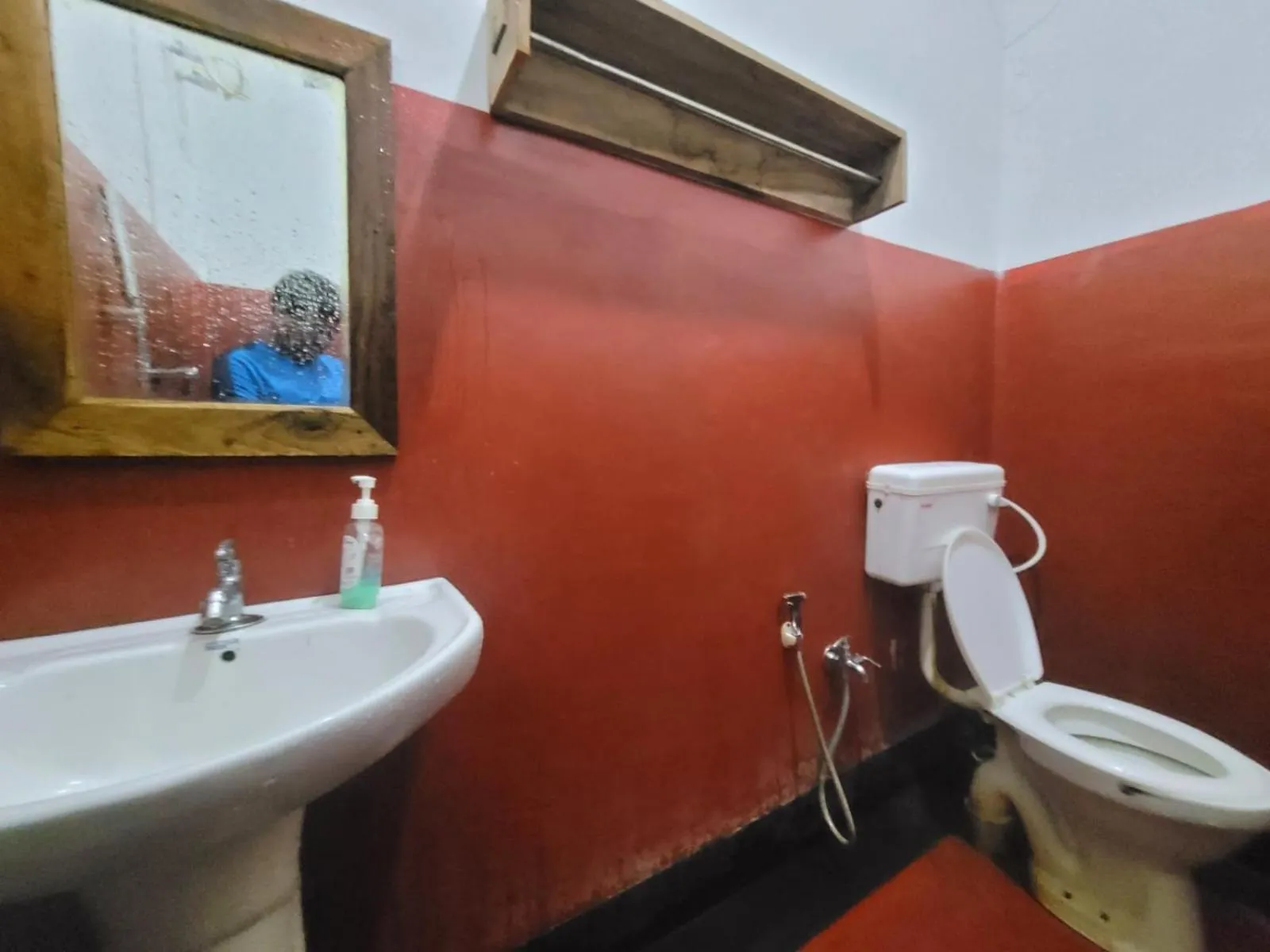 Toilet in Panchobon Art Resort