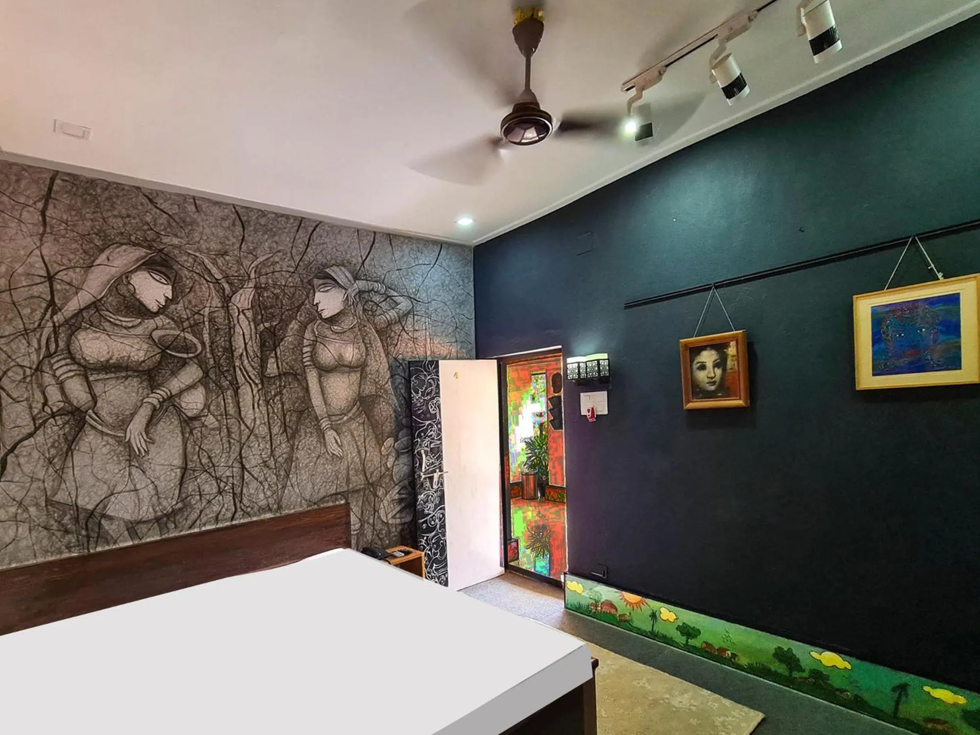 Bed in Panchobon Art Resort