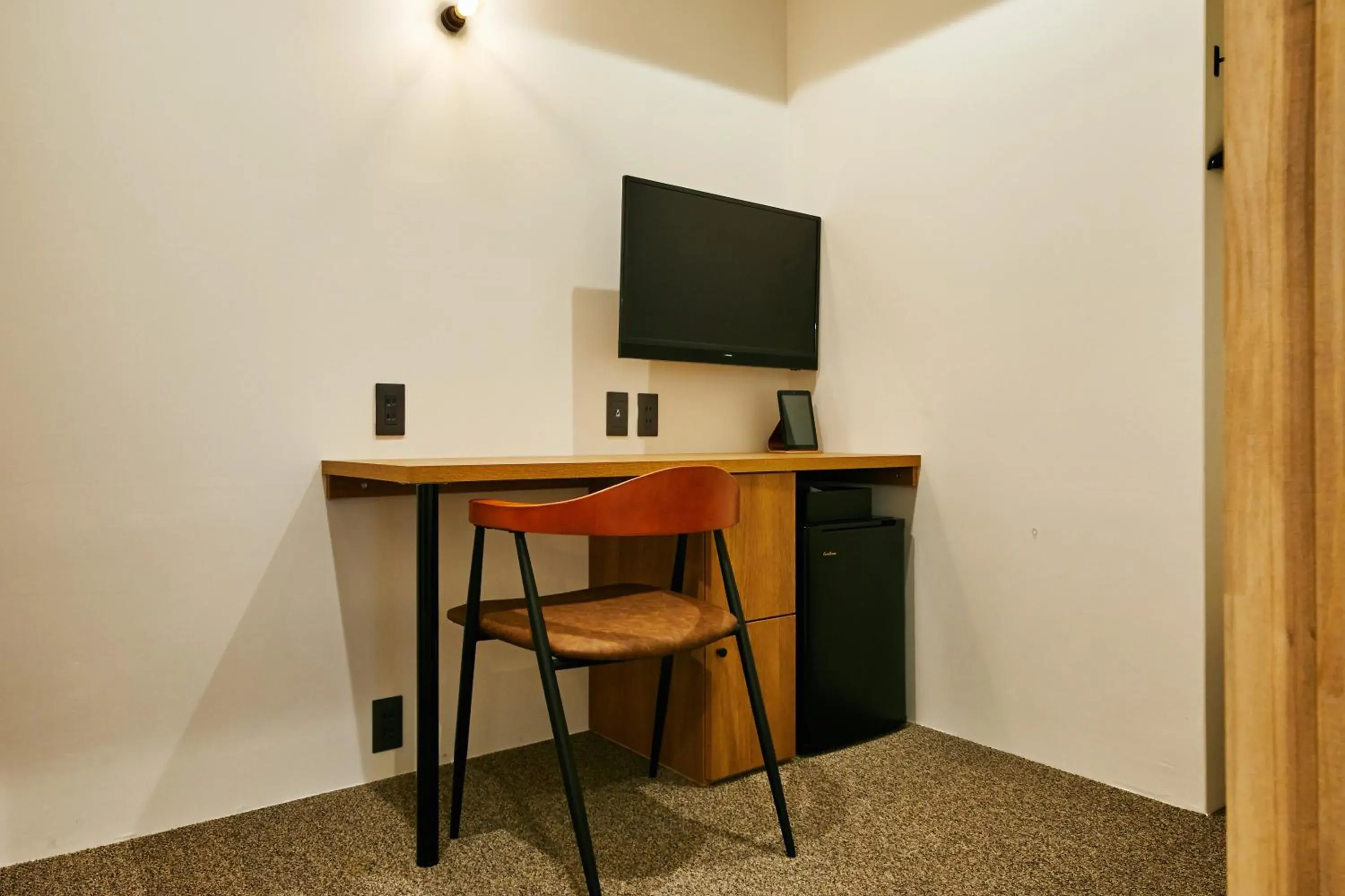 TV and multimedia in mizuka Daimyo 7 - unmanned hotel - TV and multimedia in mizuka Daimyo 7 - unmanned hotel -