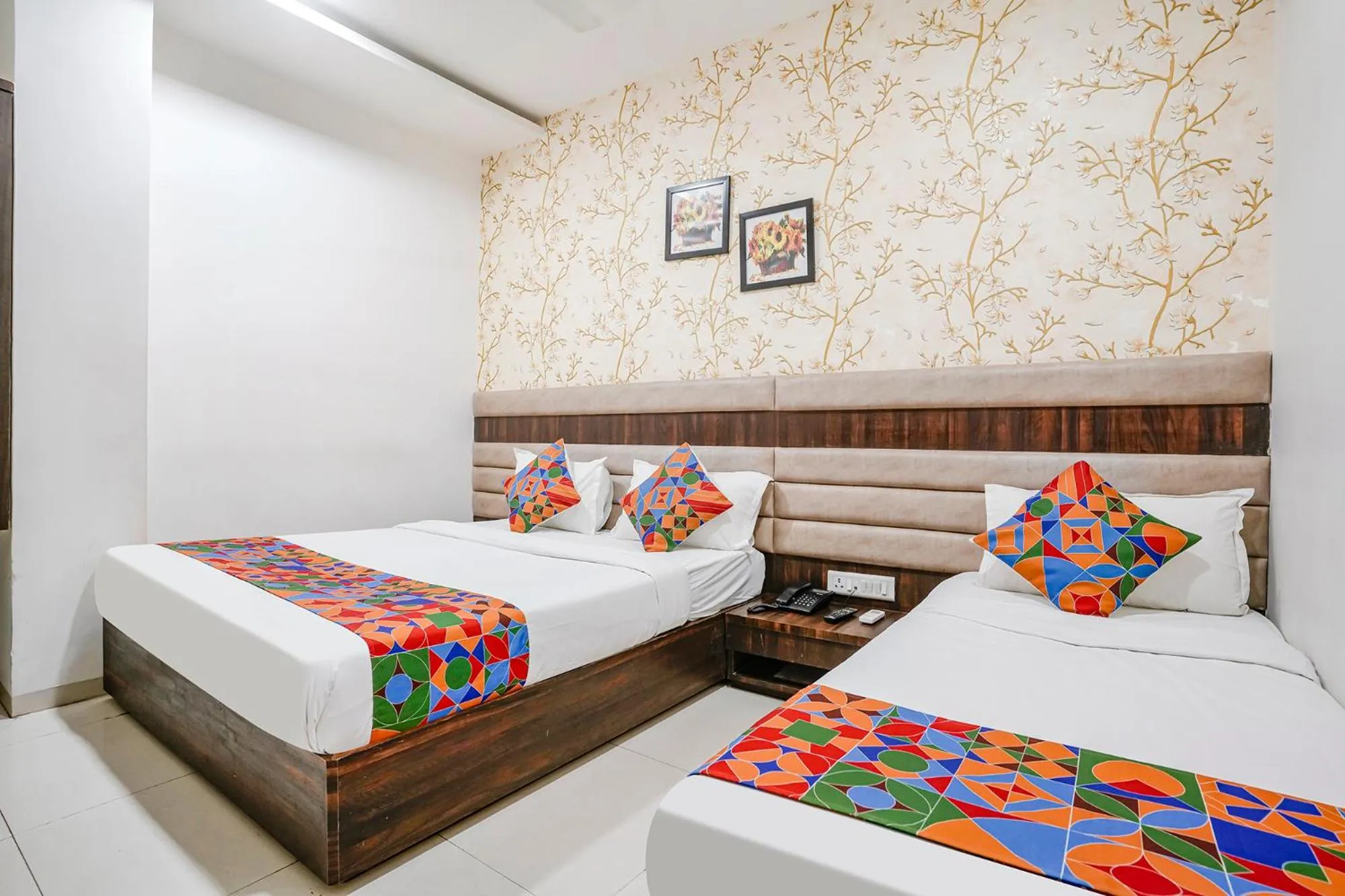 Bed in FabHotel Elvis Inn - Nr Mumbai International Airport