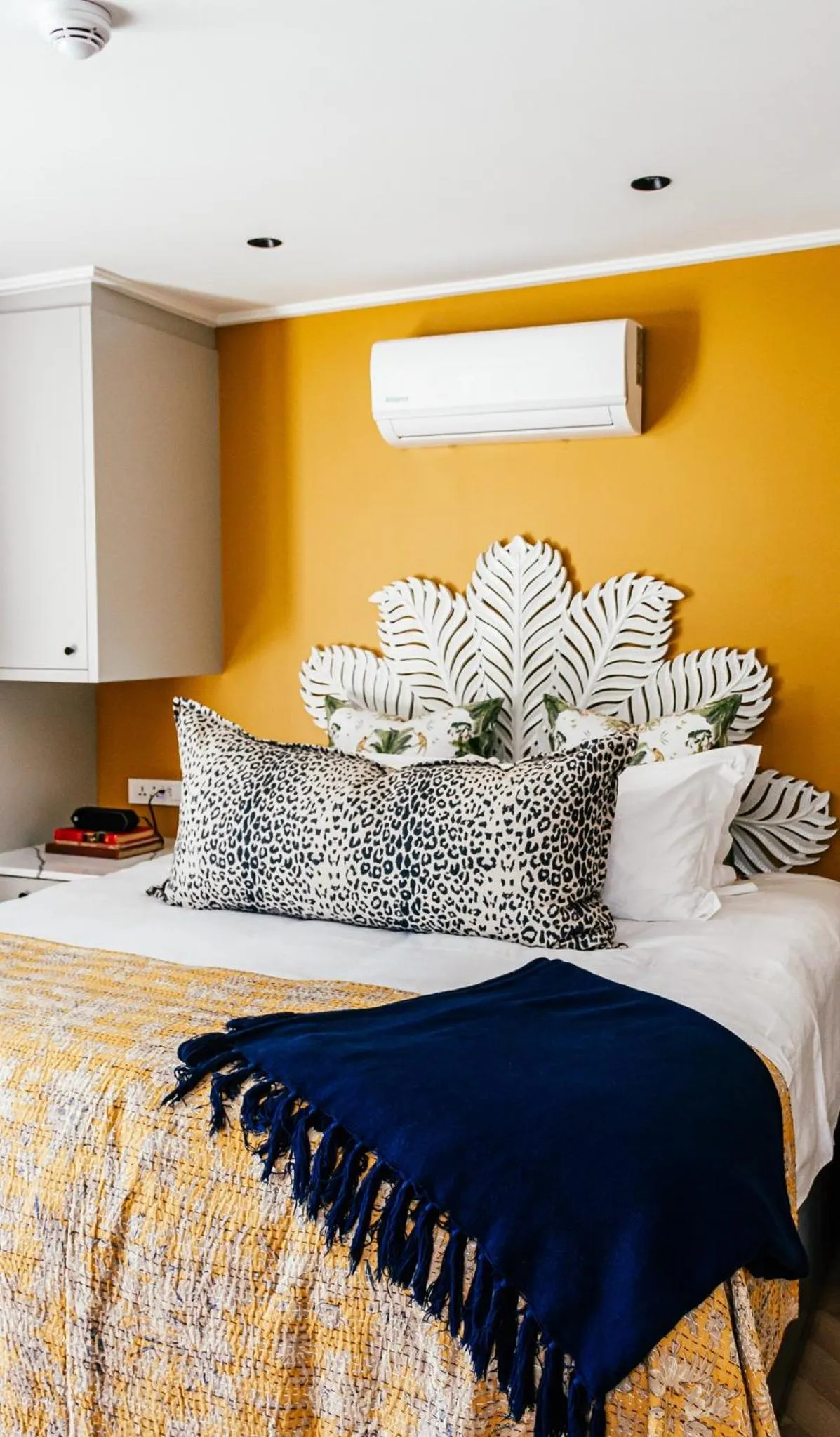 Bed in Pineapple House Boutique Hotel