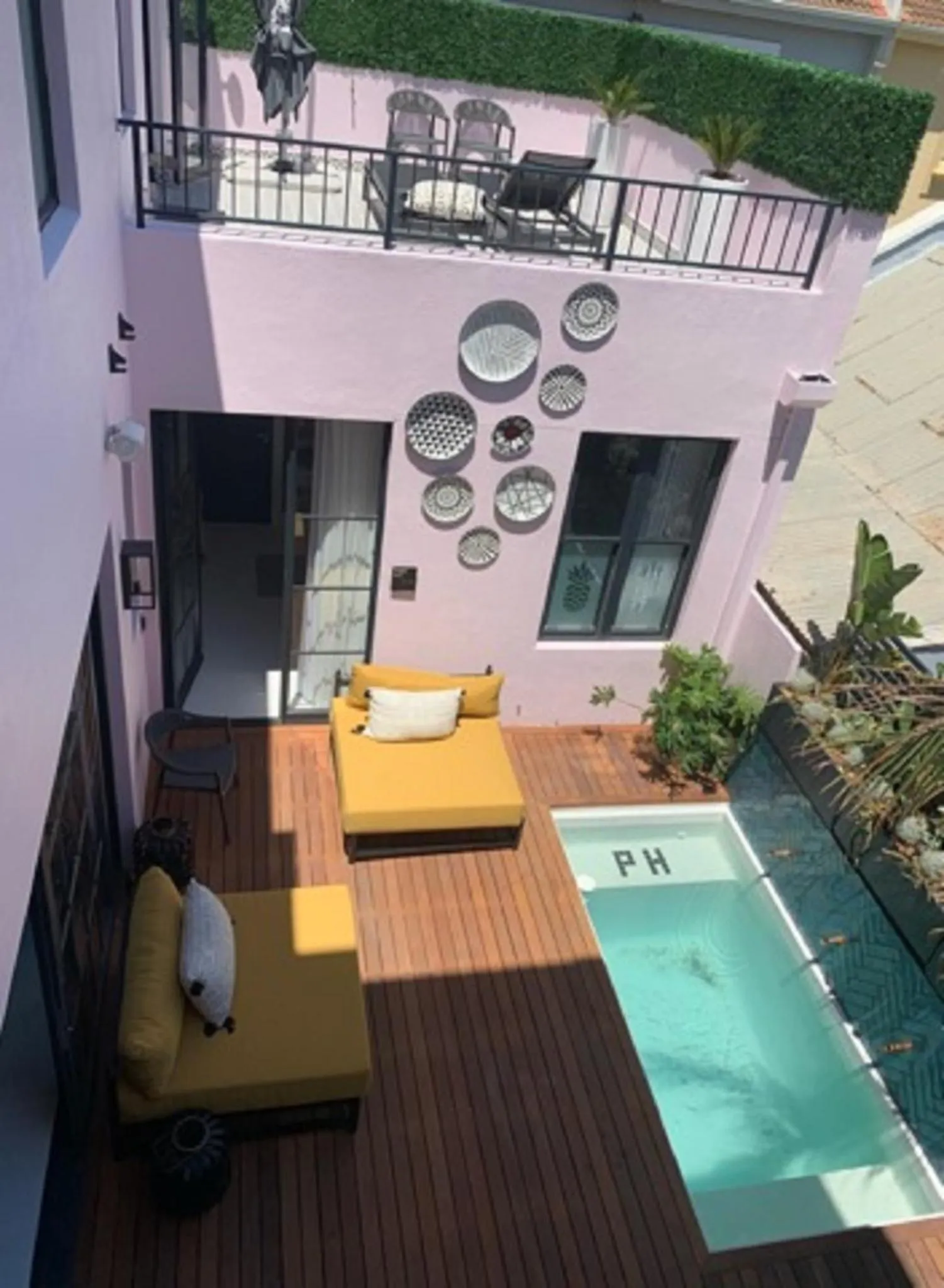 Pool view in Pineapple House Boutique Hotel